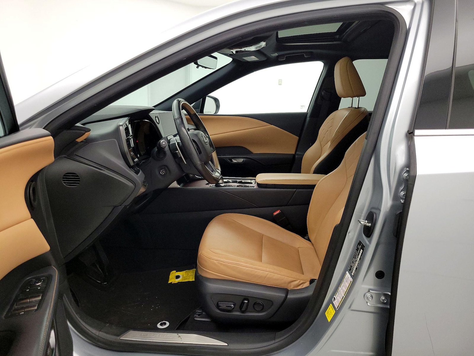 2023 Lexus RX 350 - Photo 12