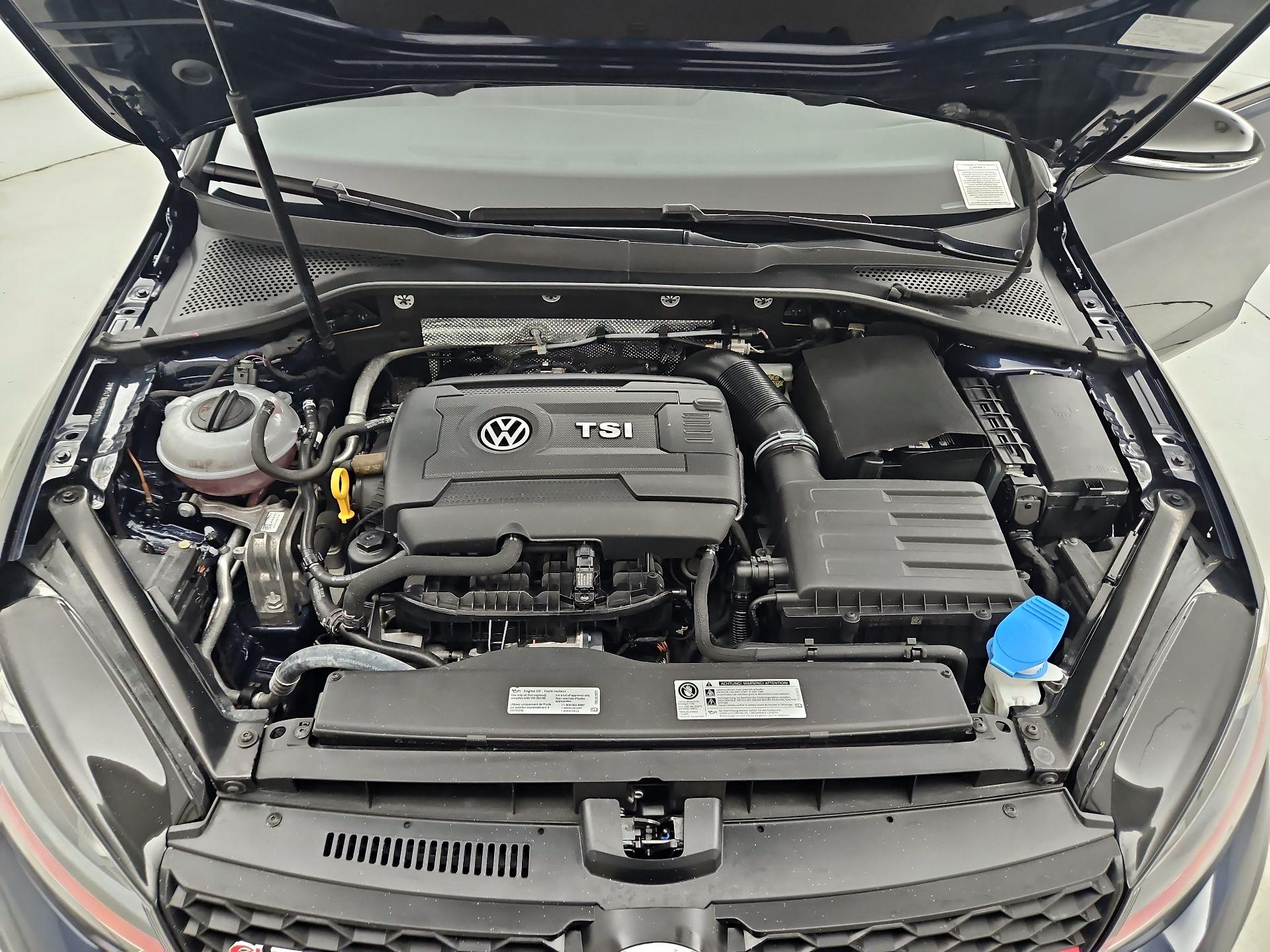 Thumbnail: 2017 Volkswagen Golf - 19