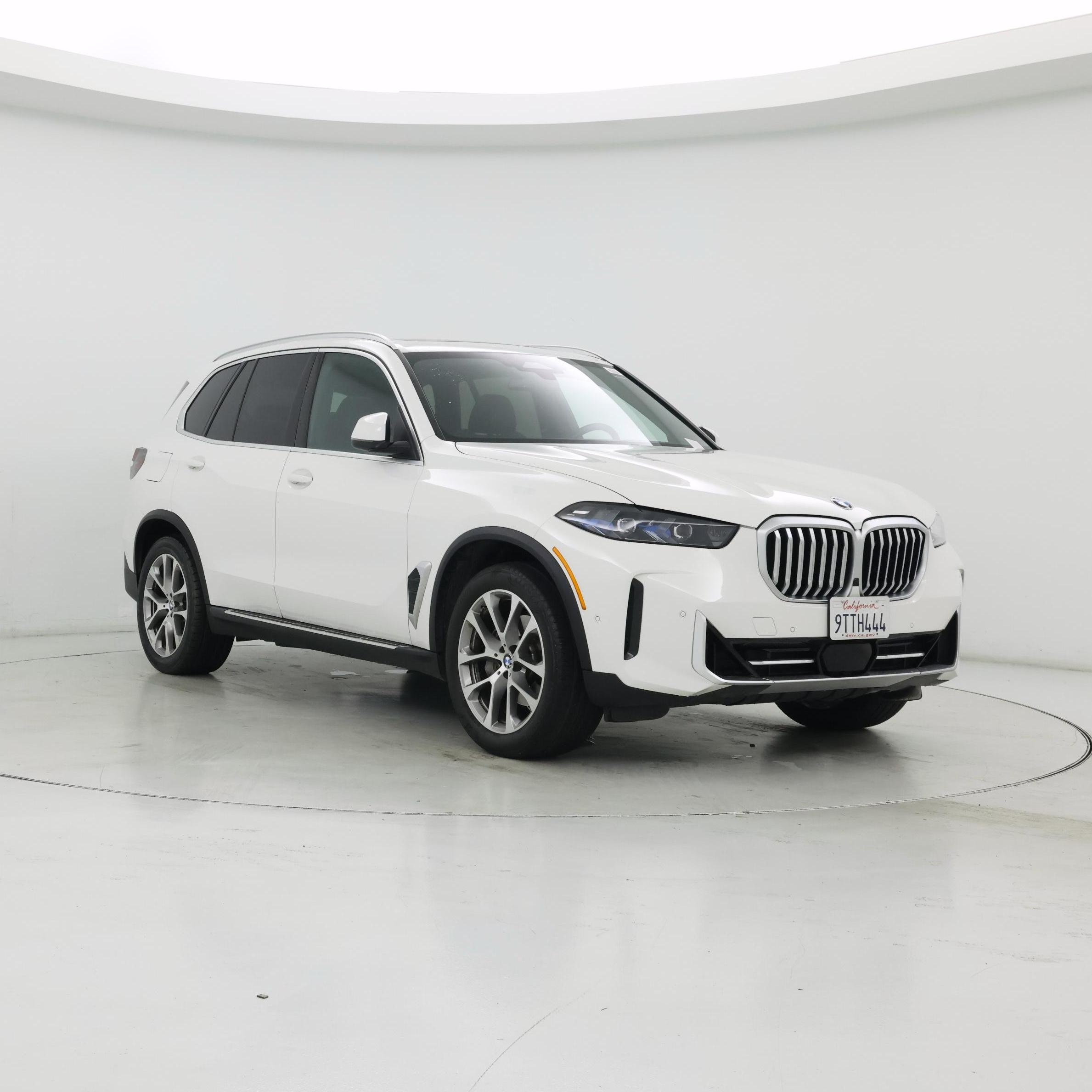 White 2026 BMW X5 SUV / Crossover Rear-Wheel Drive Automatic