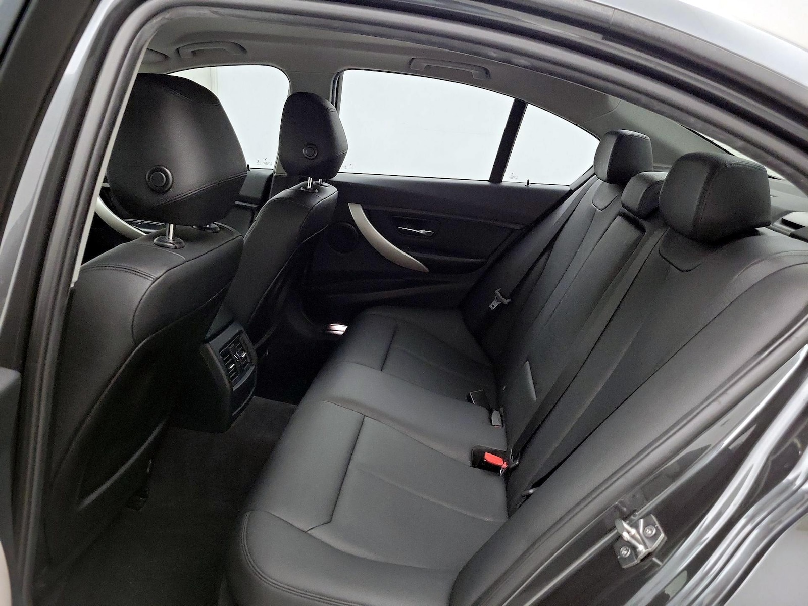 2015 BMW 3 Series 320i - Photo 19