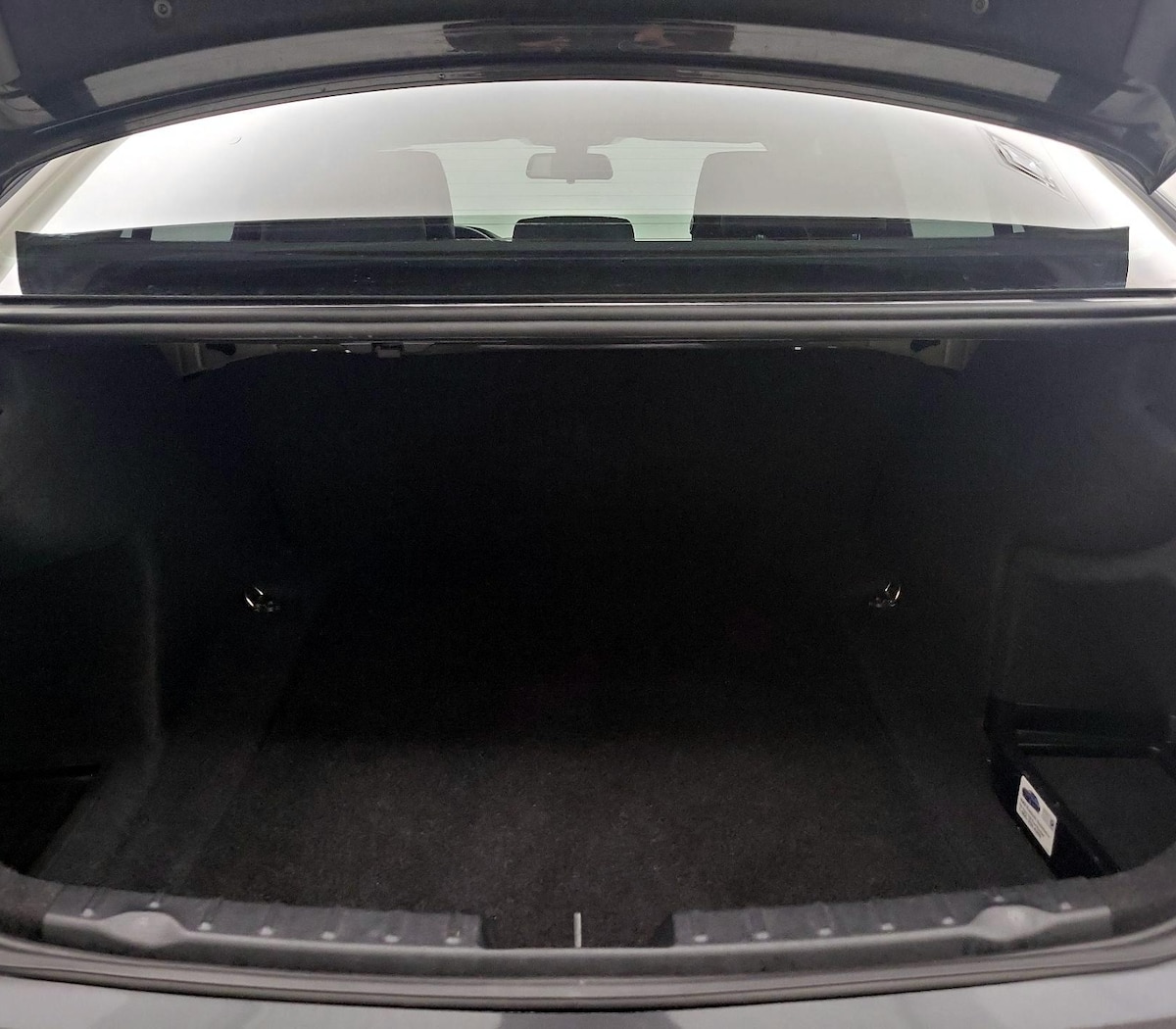 Trunk/Cargo (Seats Up)