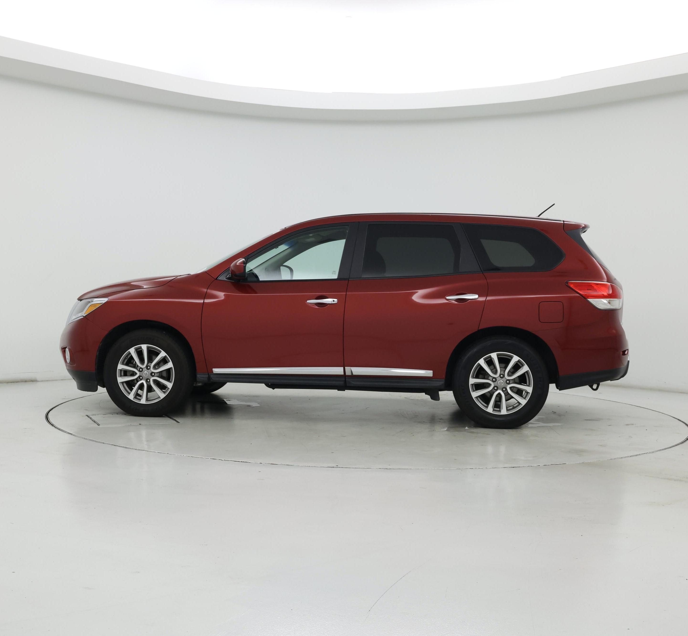 Thumbnail: 2015 Nissan Pathfinder - 3