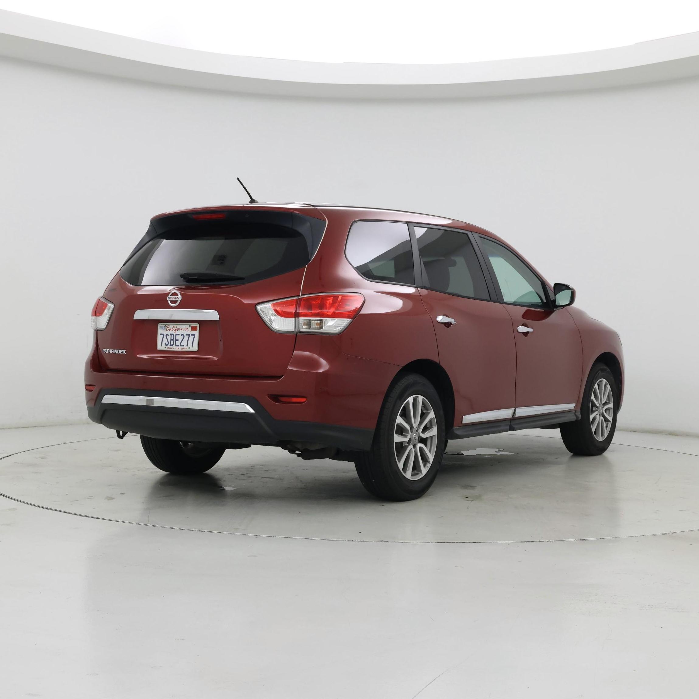 Thumbnail: 2015 Nissan Pathfinder - 8