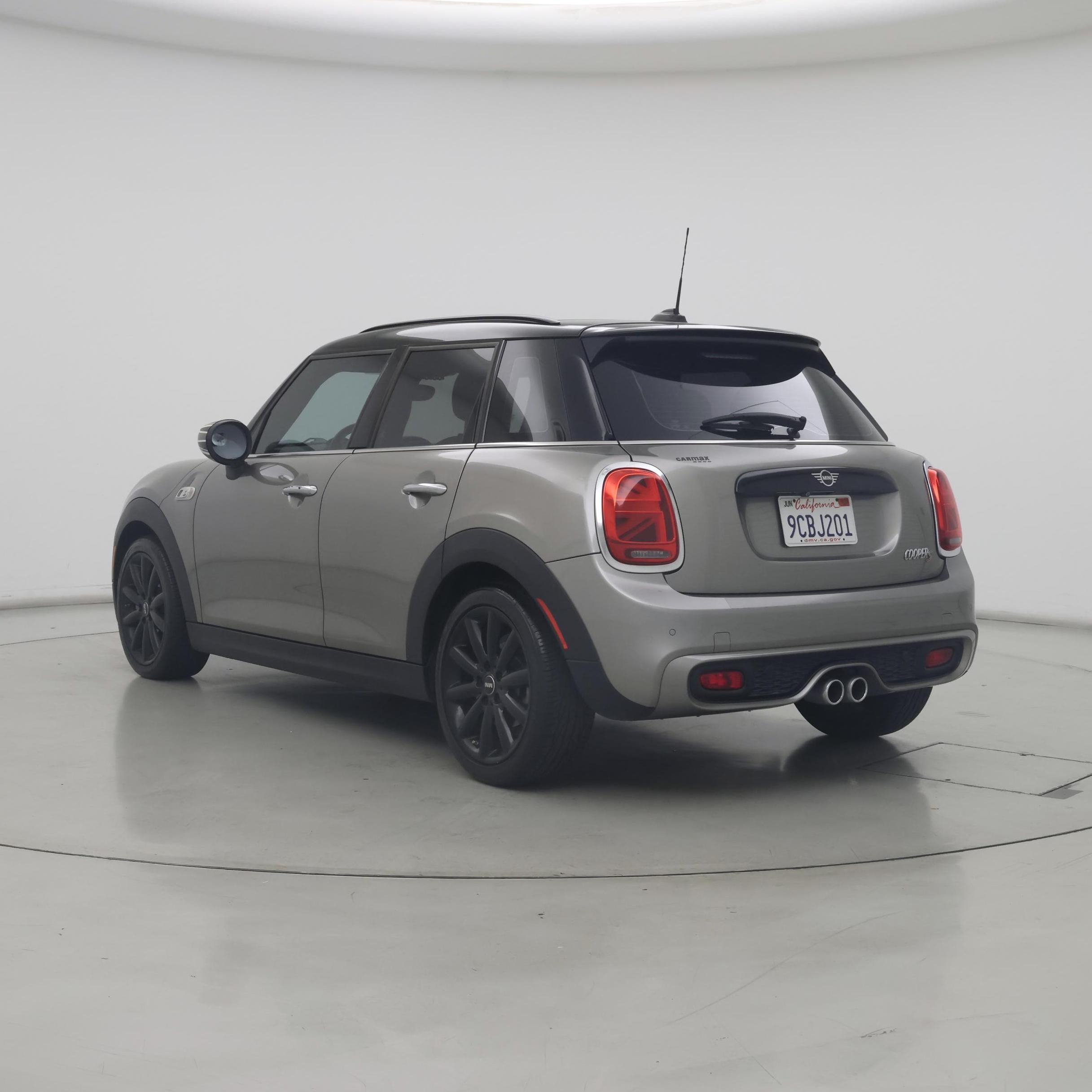 Thumbnail: 2020 MINI Cooper Hardtop - 2
