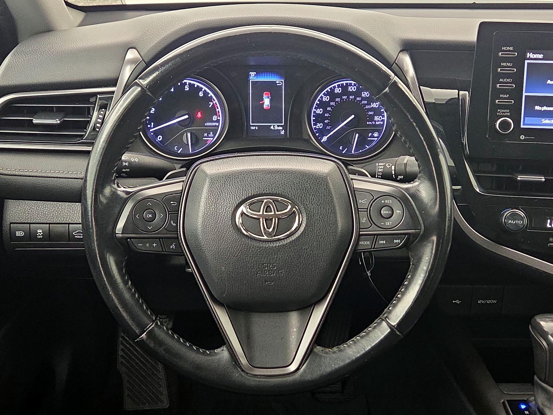 Thumbnail: 2021 Toyota Camry - 10