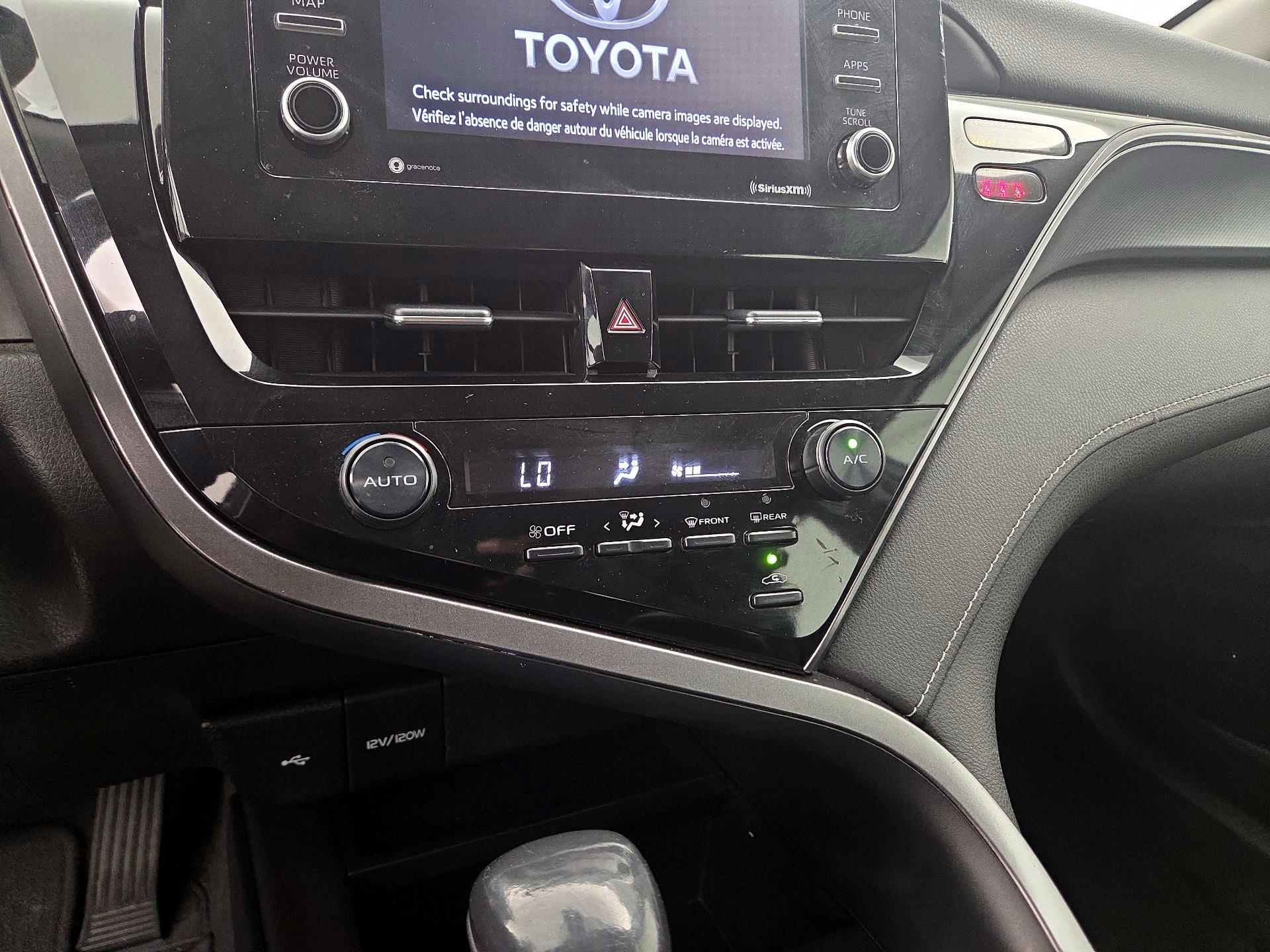 Thumbnail: 2021 Toyota Camry - 16