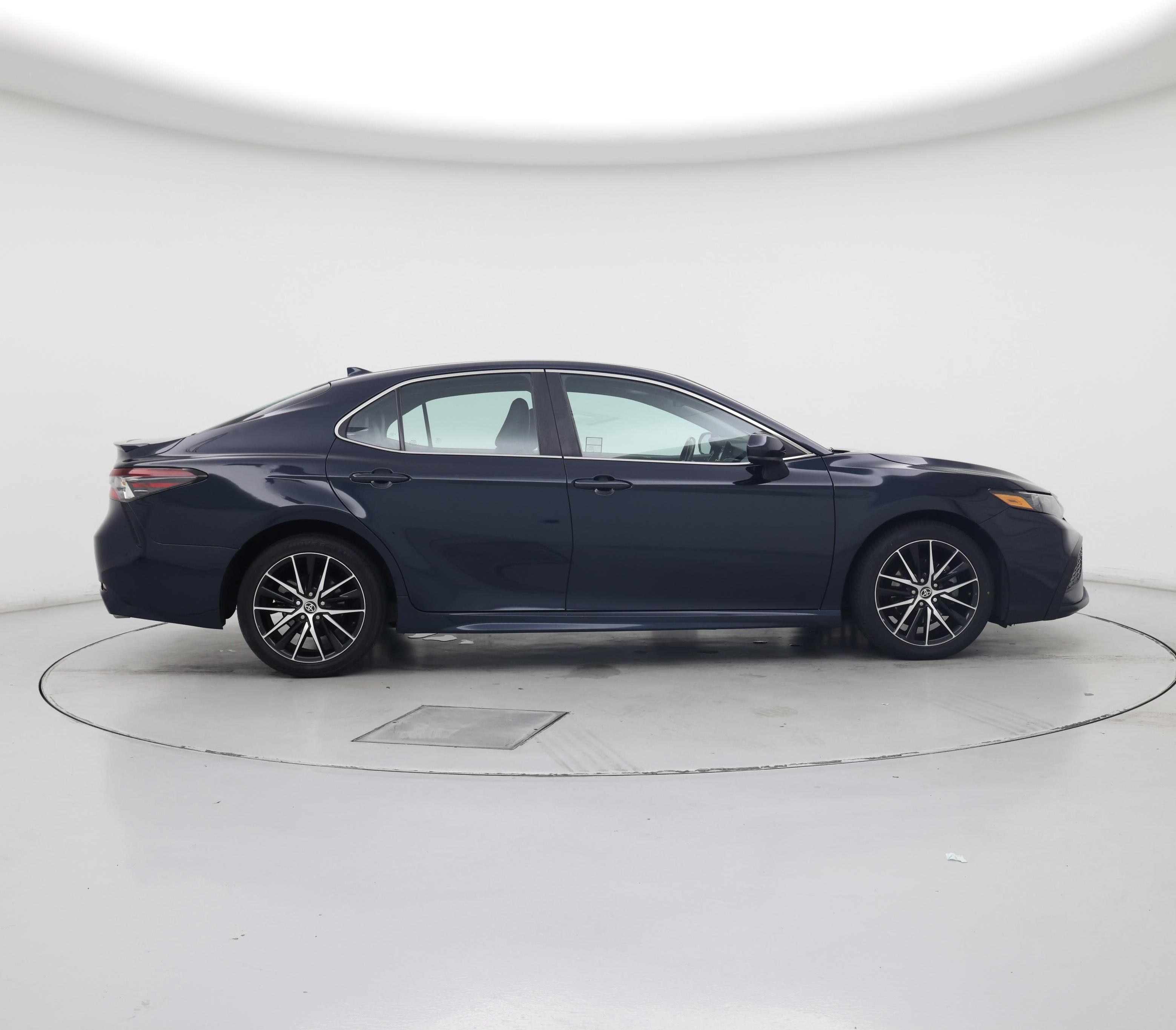 Thumbnail: 2021 Toyota Camry - 7