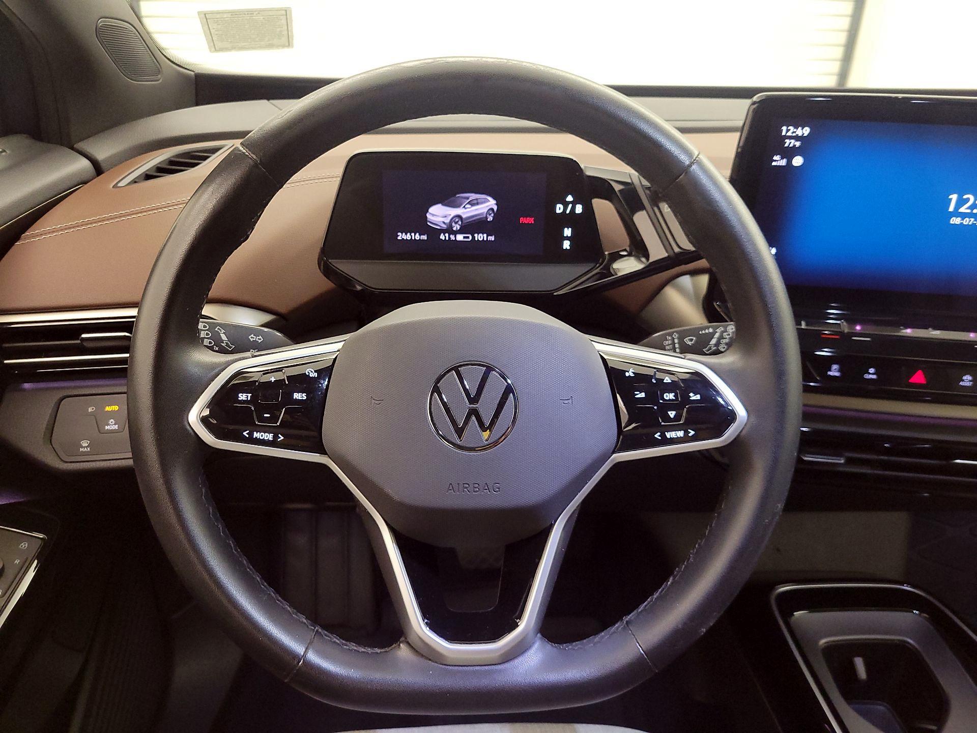Thumbnail: 2023 Volkswagen ID.4 - 10