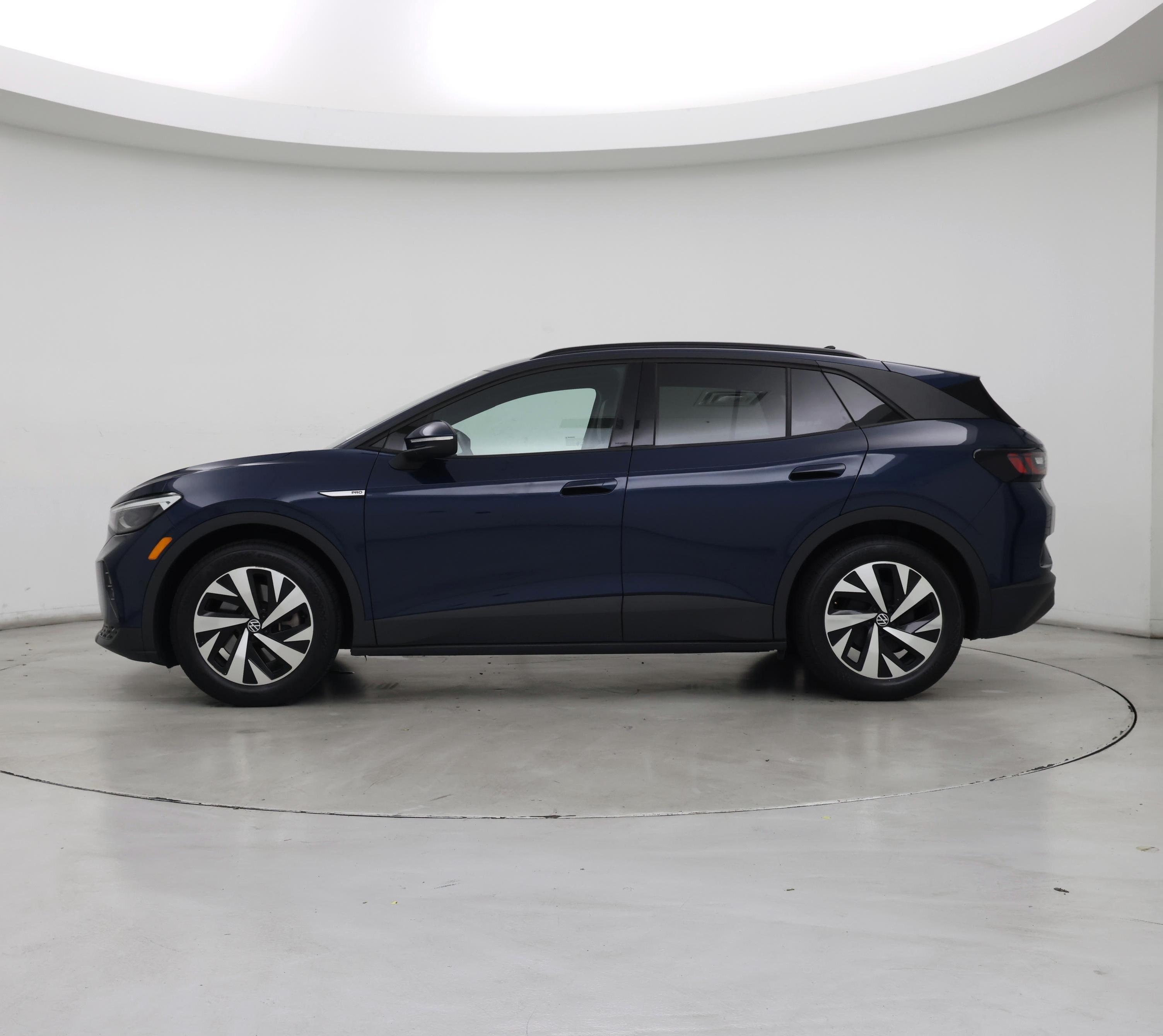 Thumbnail: 2023 Volkswagen ID.4 - 3