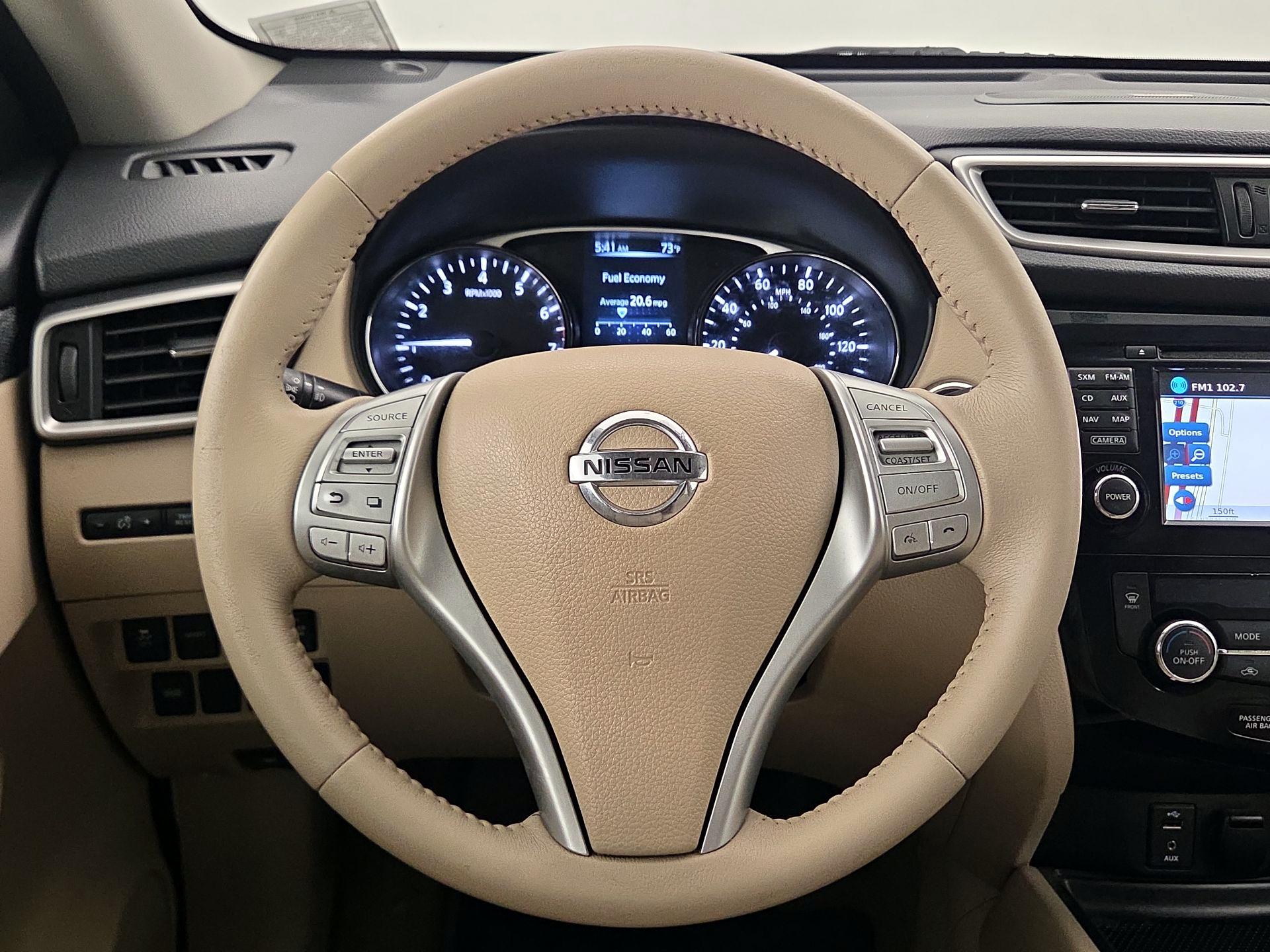 Thumbnail: 2015 Nissan Rogue - 10