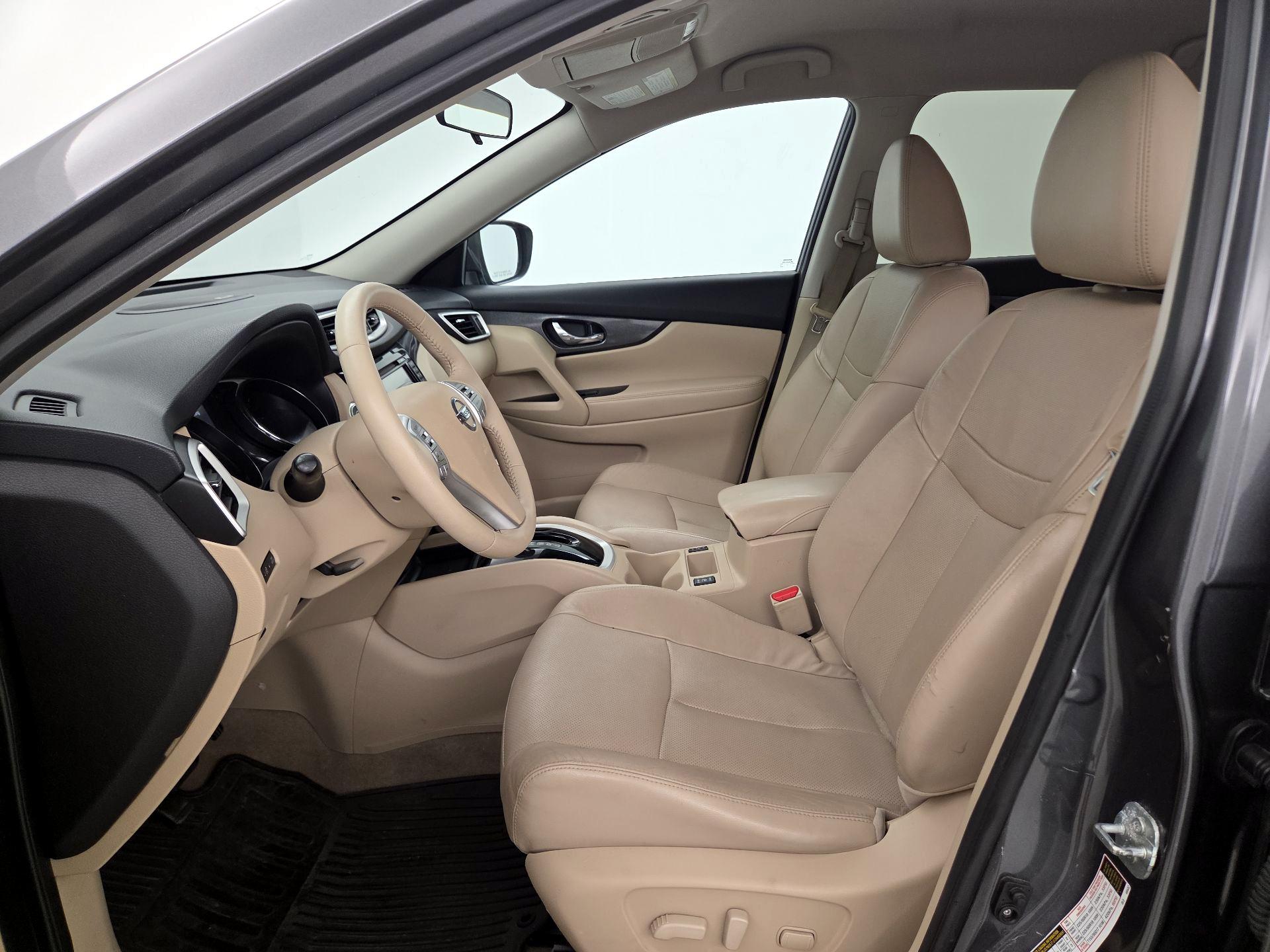 Thumbnail: 2015 Nissan Rogue - 11