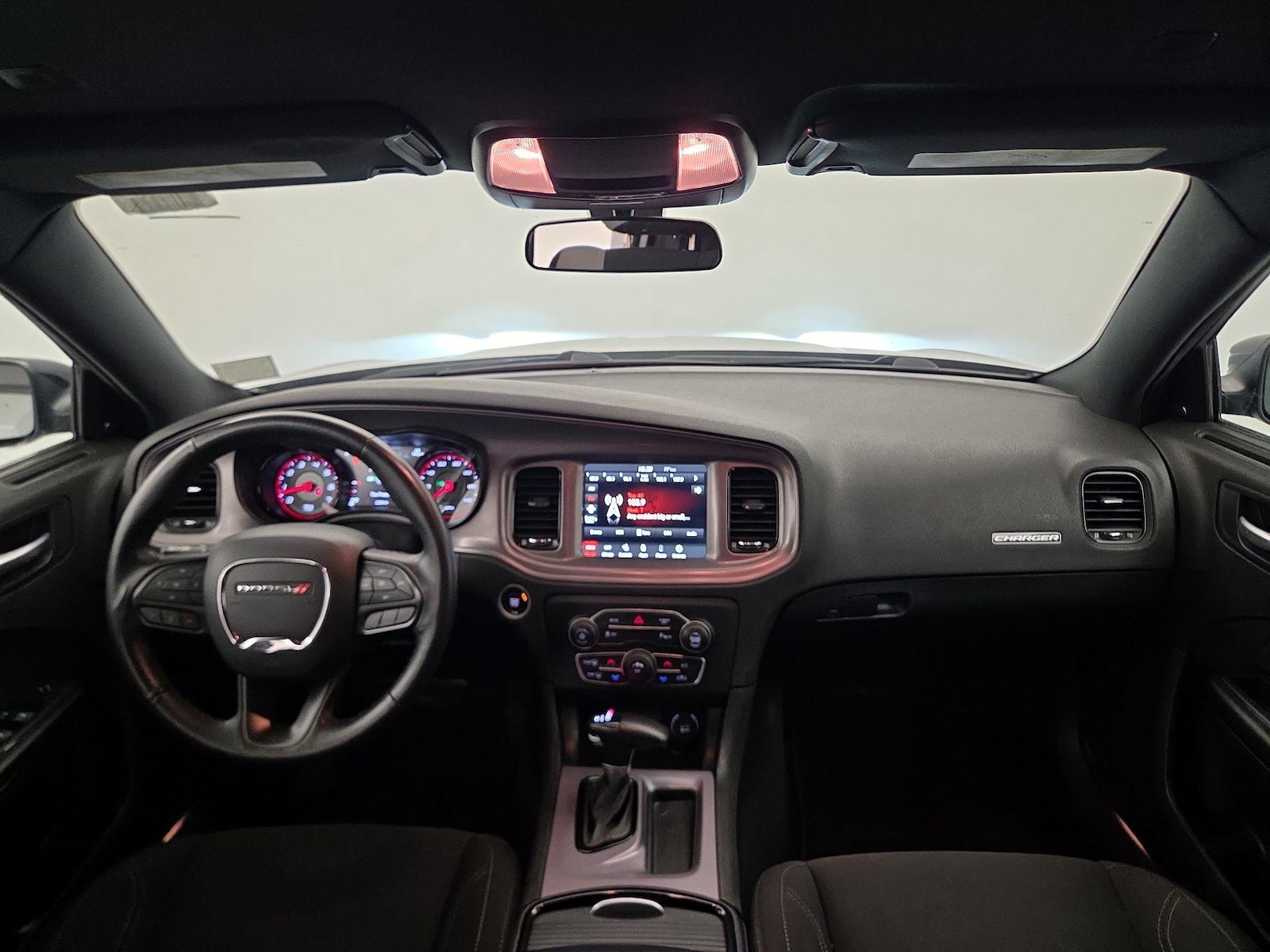 2023 Dodge Charger SXT - Photo 10