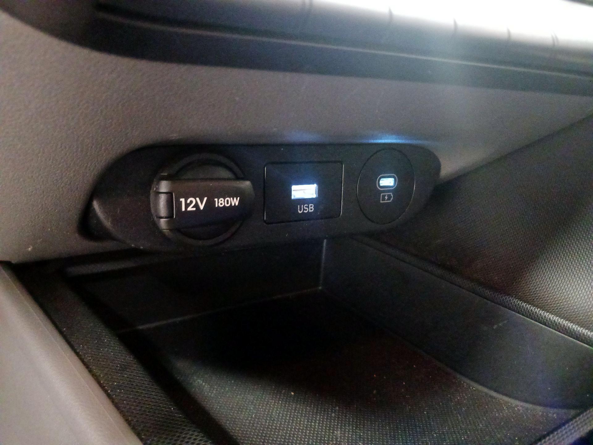 Thumbnail: 2024 Hyundai Elantra - 19