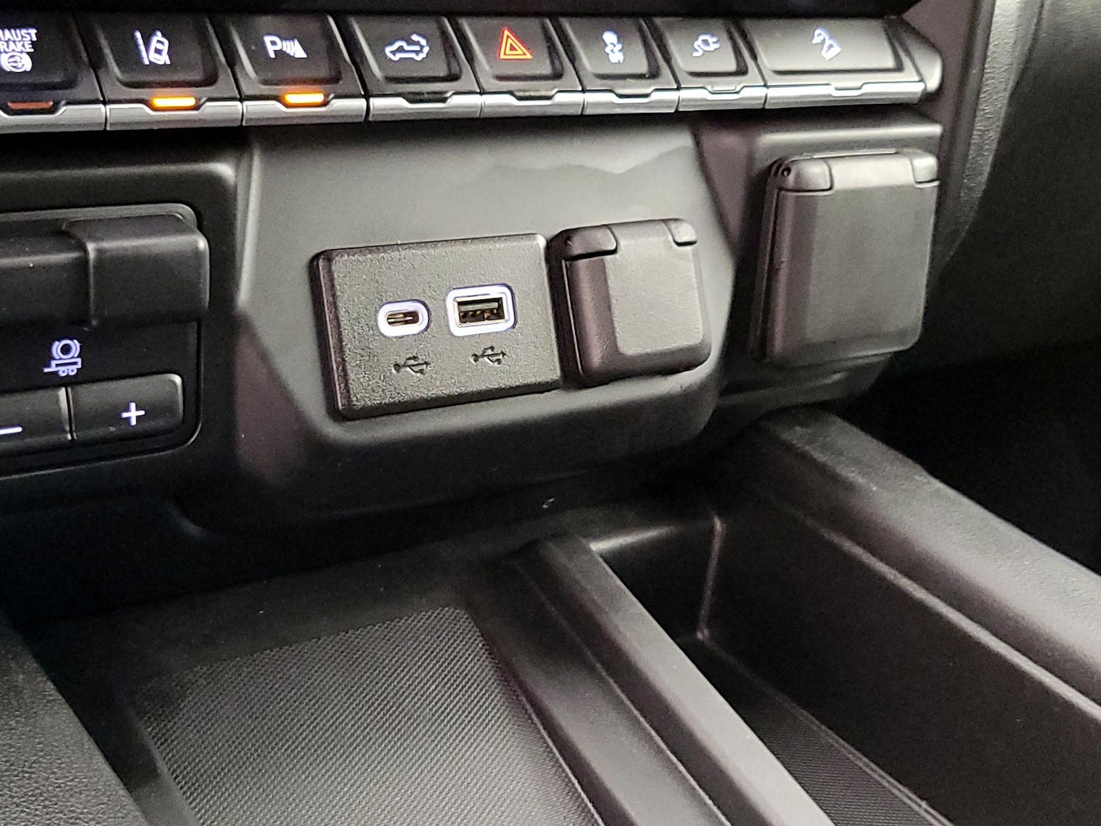 2020 Chevrolet Silverado 3500HD High Country - Photo 19