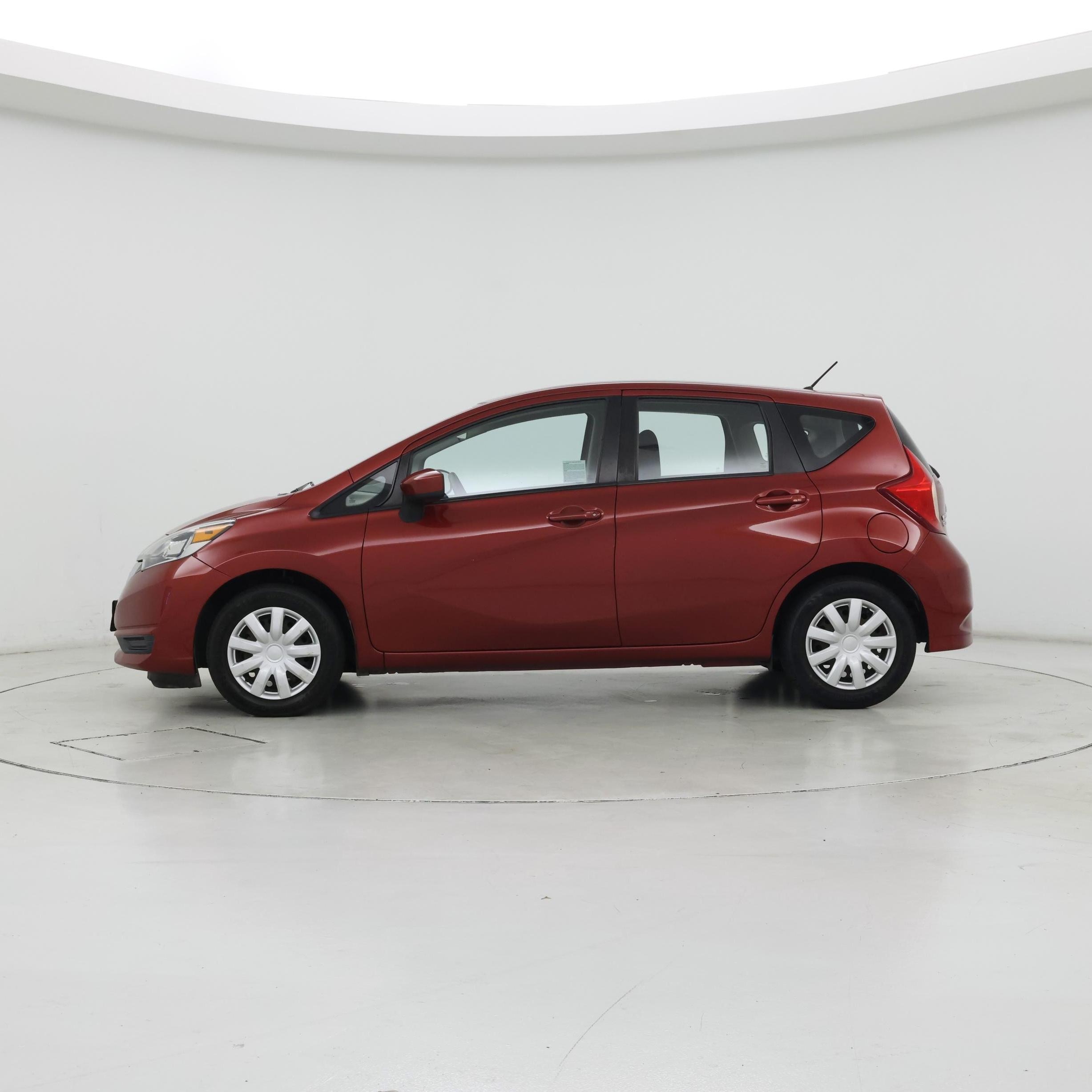 Thumbnail: 2018 Nissan Versa Note - 3