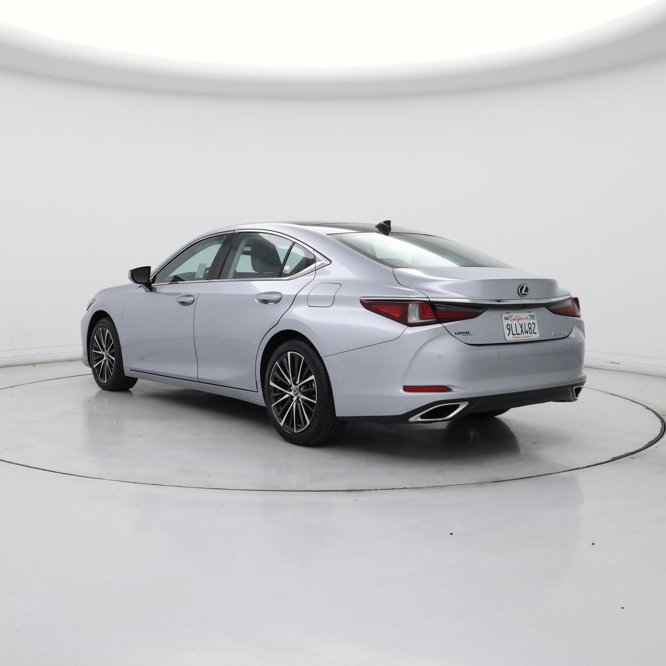 Thumbnail: 2024 Lexus ES - 2