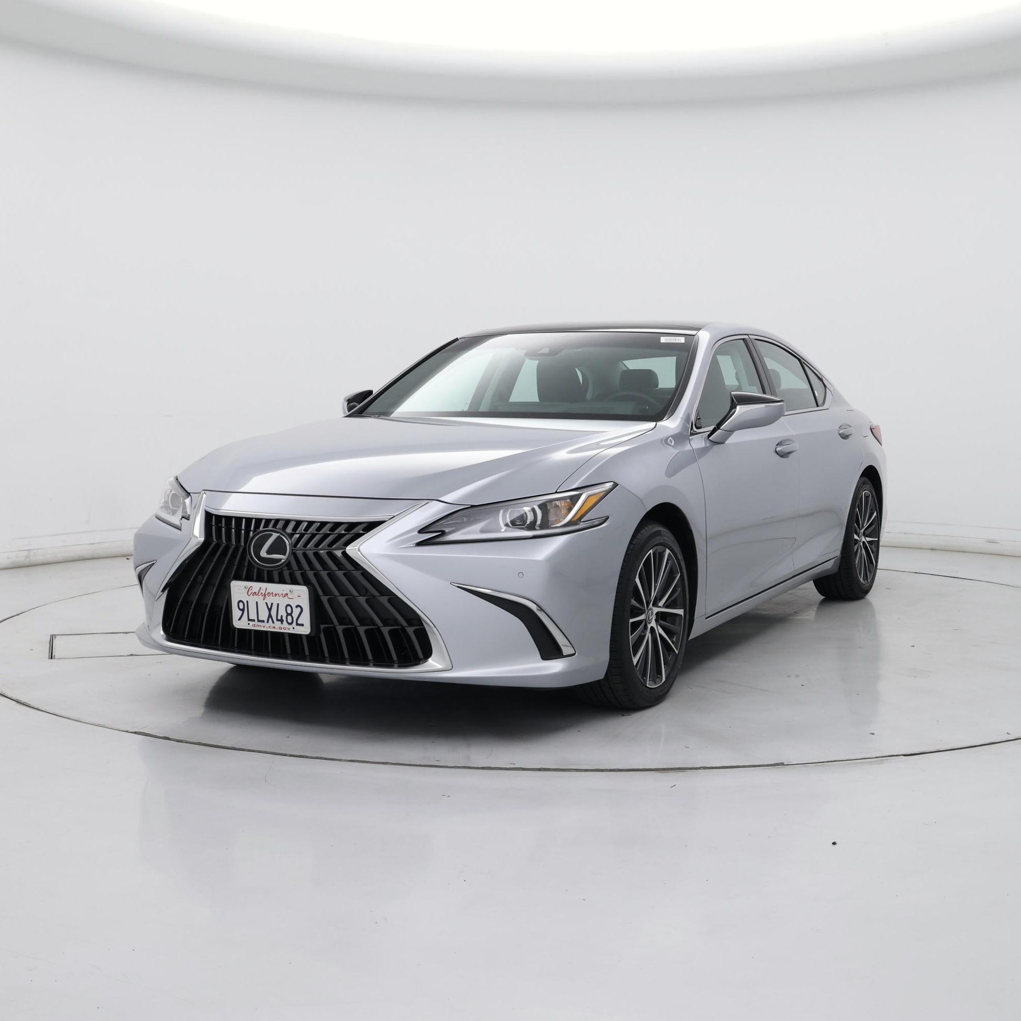 Thumbnail: 2024 Lexus ES - 4