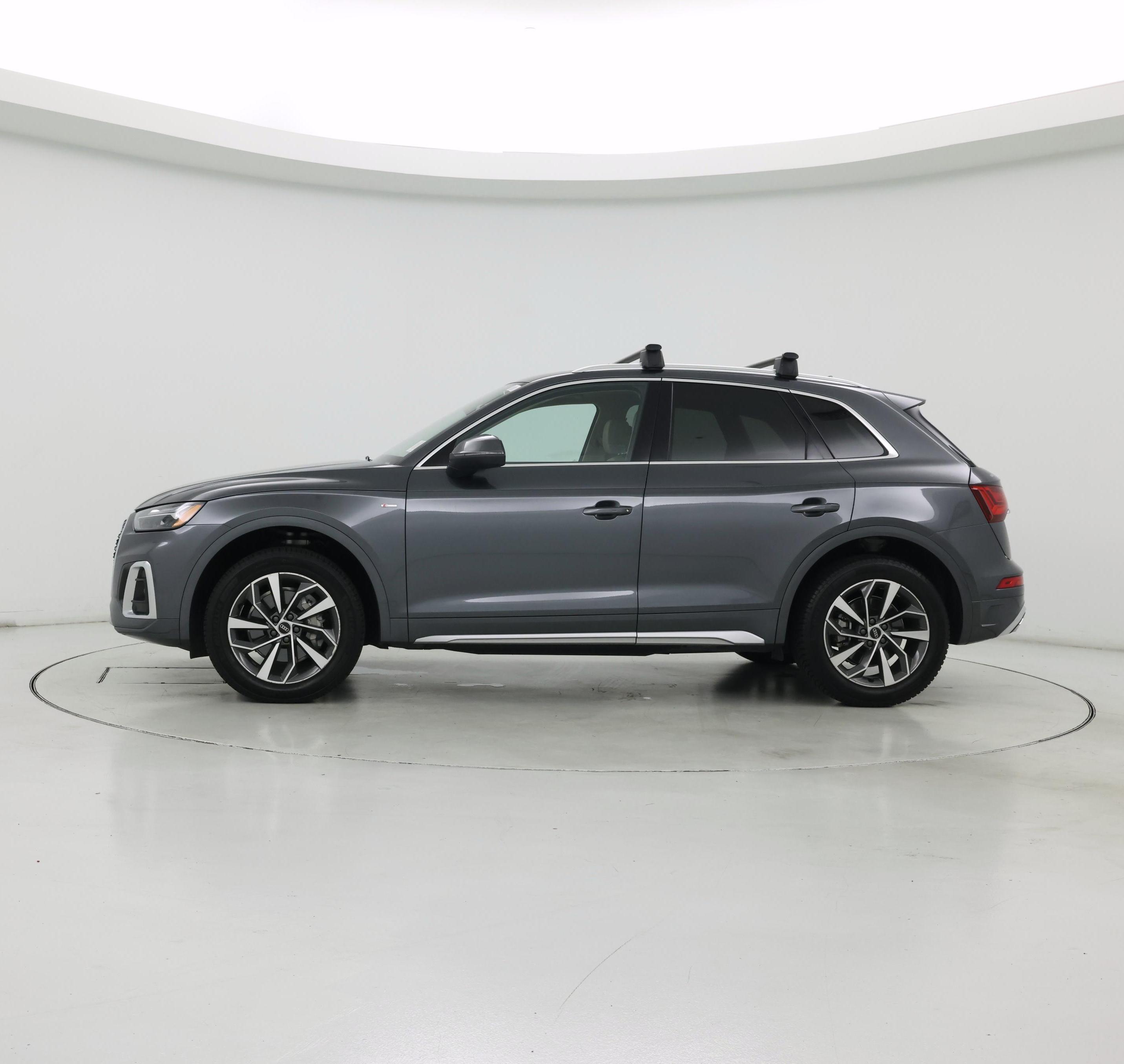 Thumbnail: 2022 Audi Q5 - 3