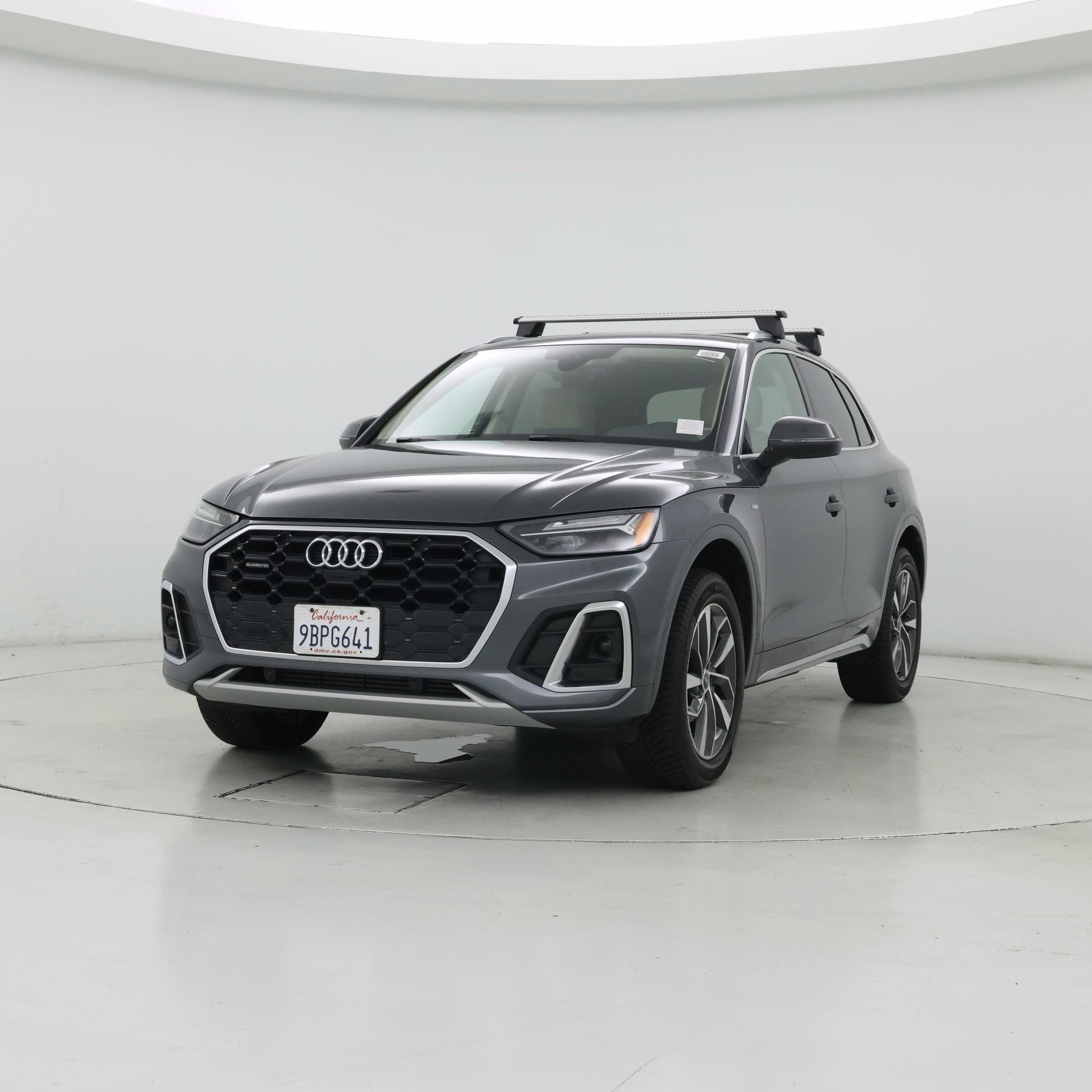 Thumbnail: 2022 Audi Q5 - 4