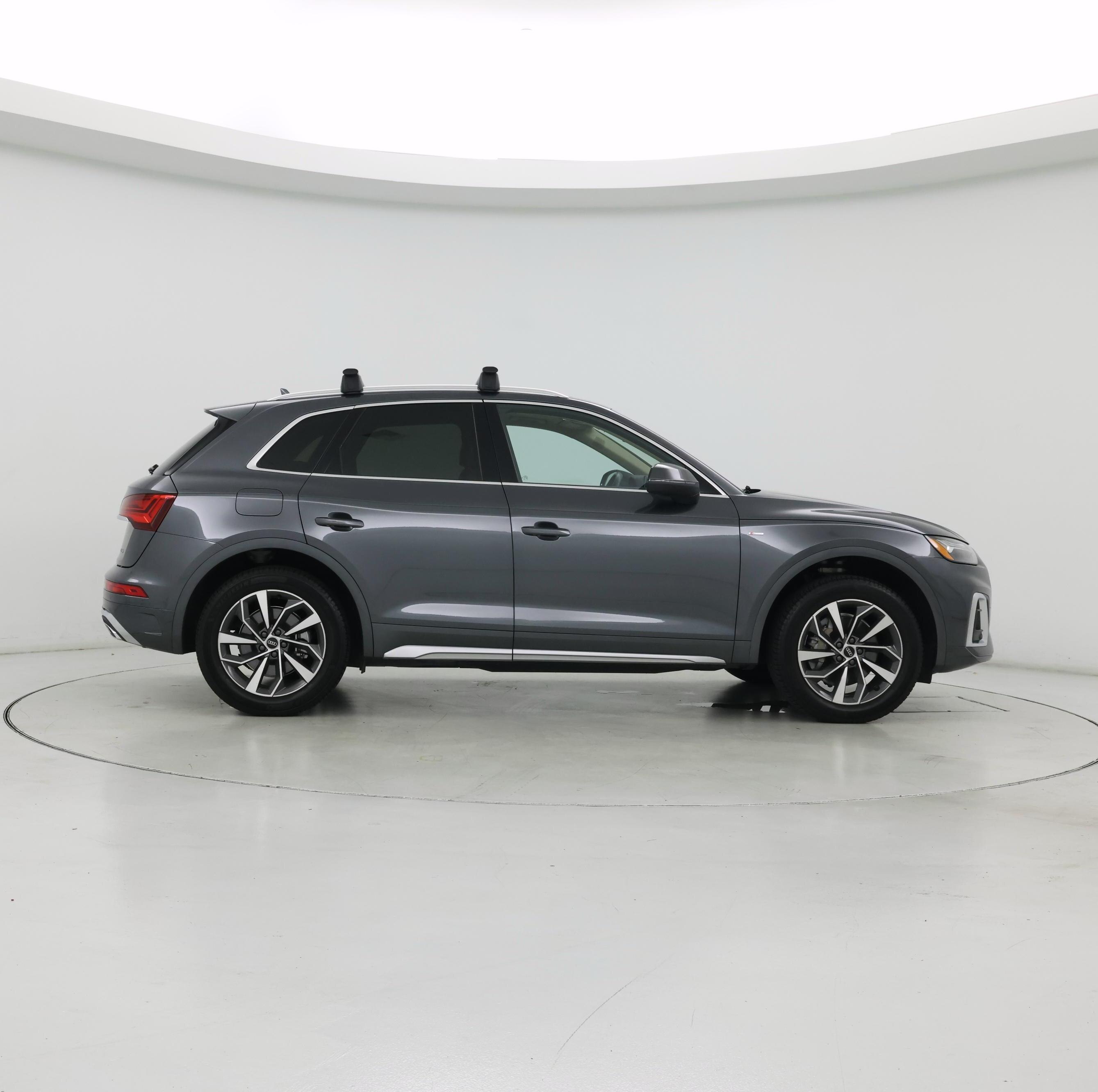 Thumbnail: 2022 Audi Q5 - 7
