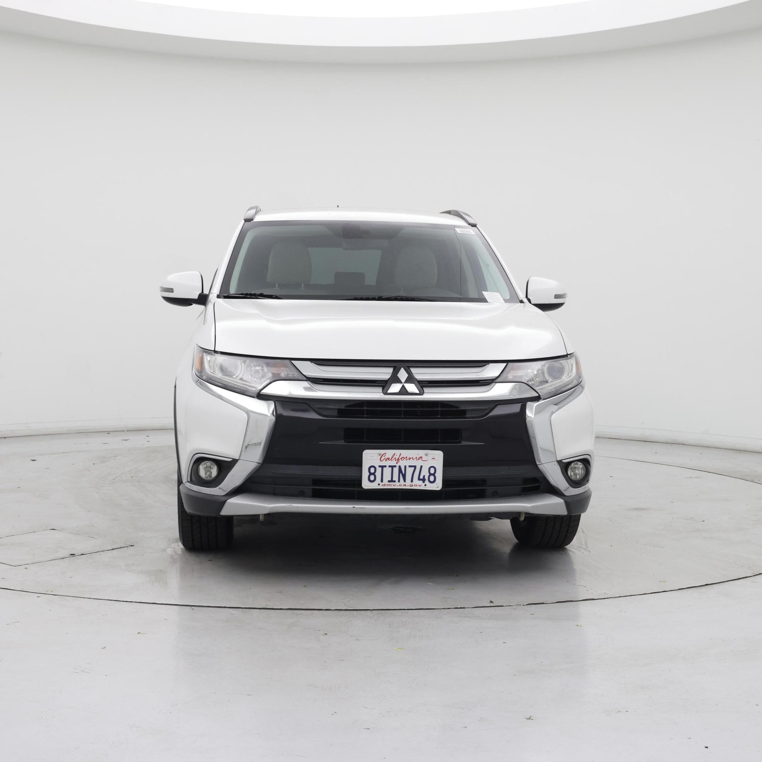 Thumbnail: 2016 Mitsubishi Outlander - 5