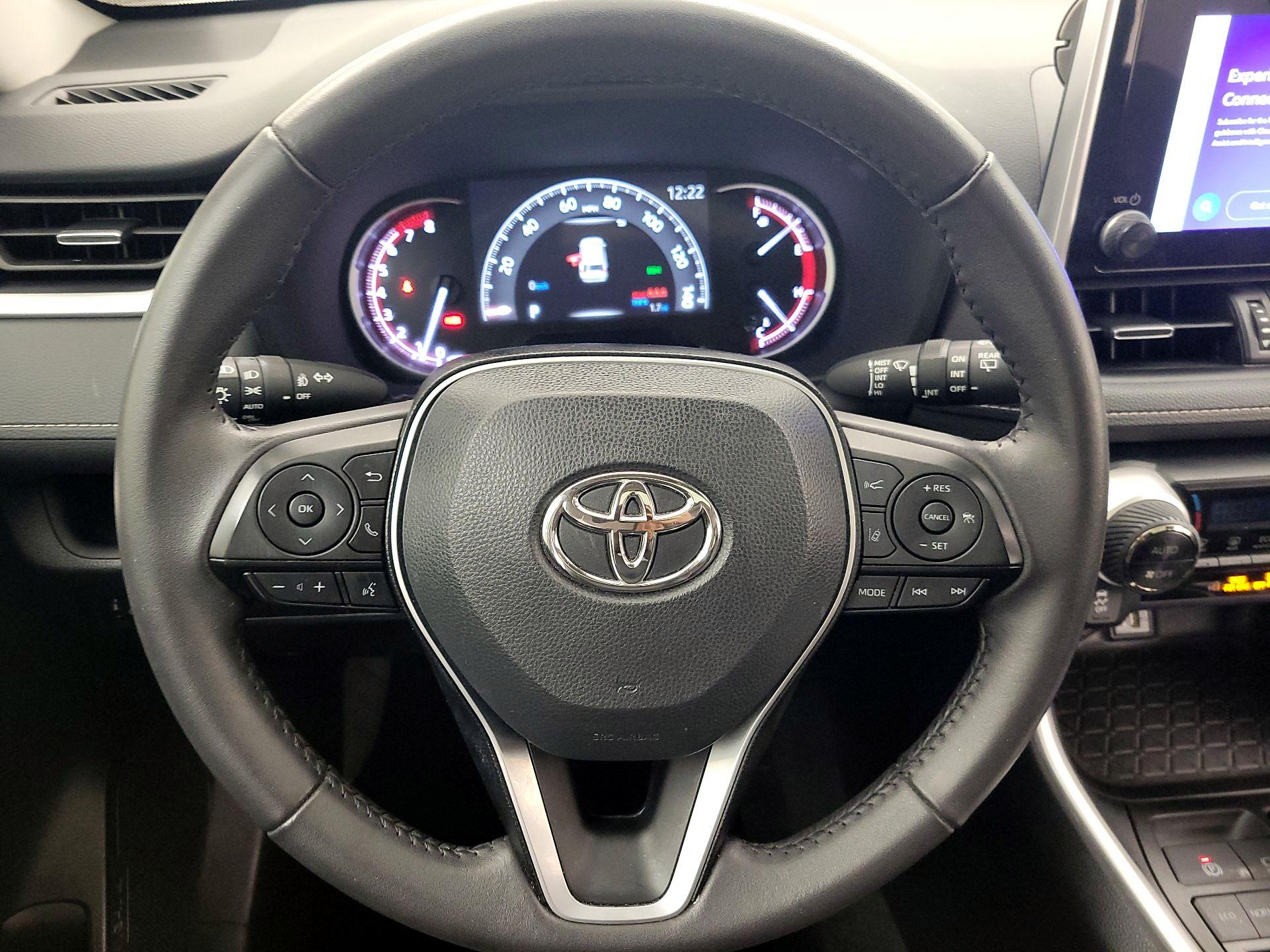 Thumbnail: 2024 Toyota RAV4 - 10