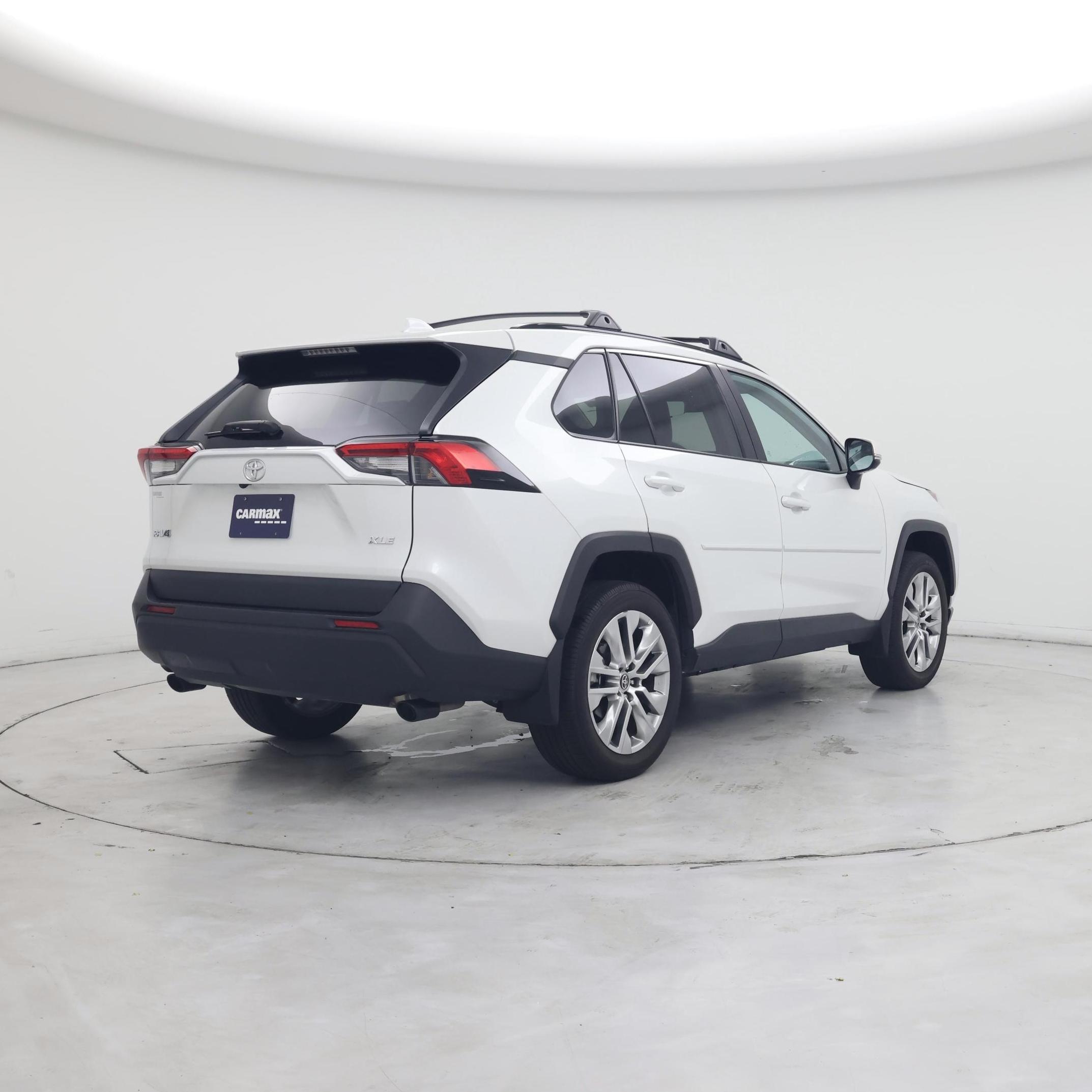 Thumbnail: 2024 Toyota RAV4 - 8