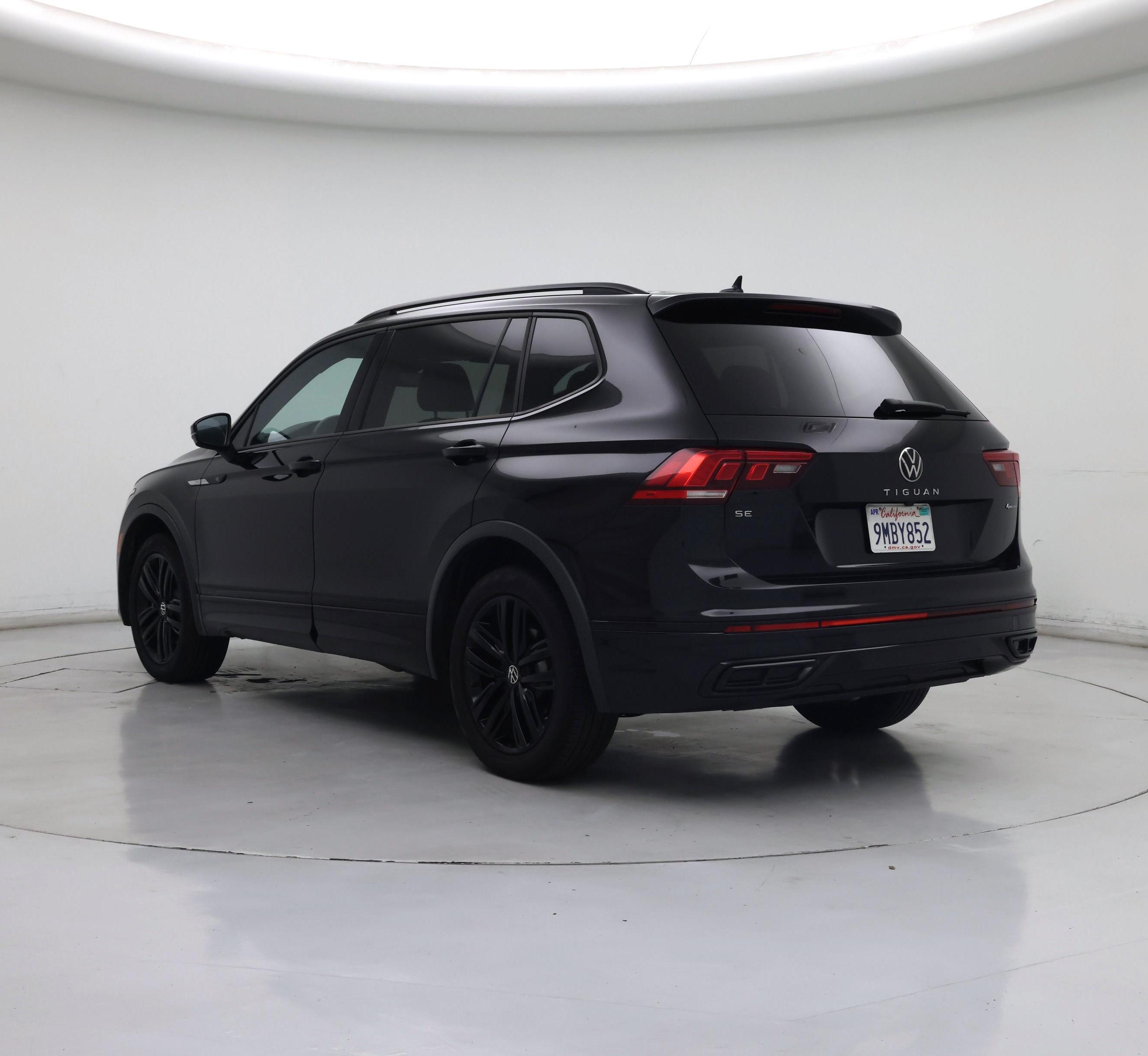 Thumbnail: 2022 Volkswagen Tiguan - 2