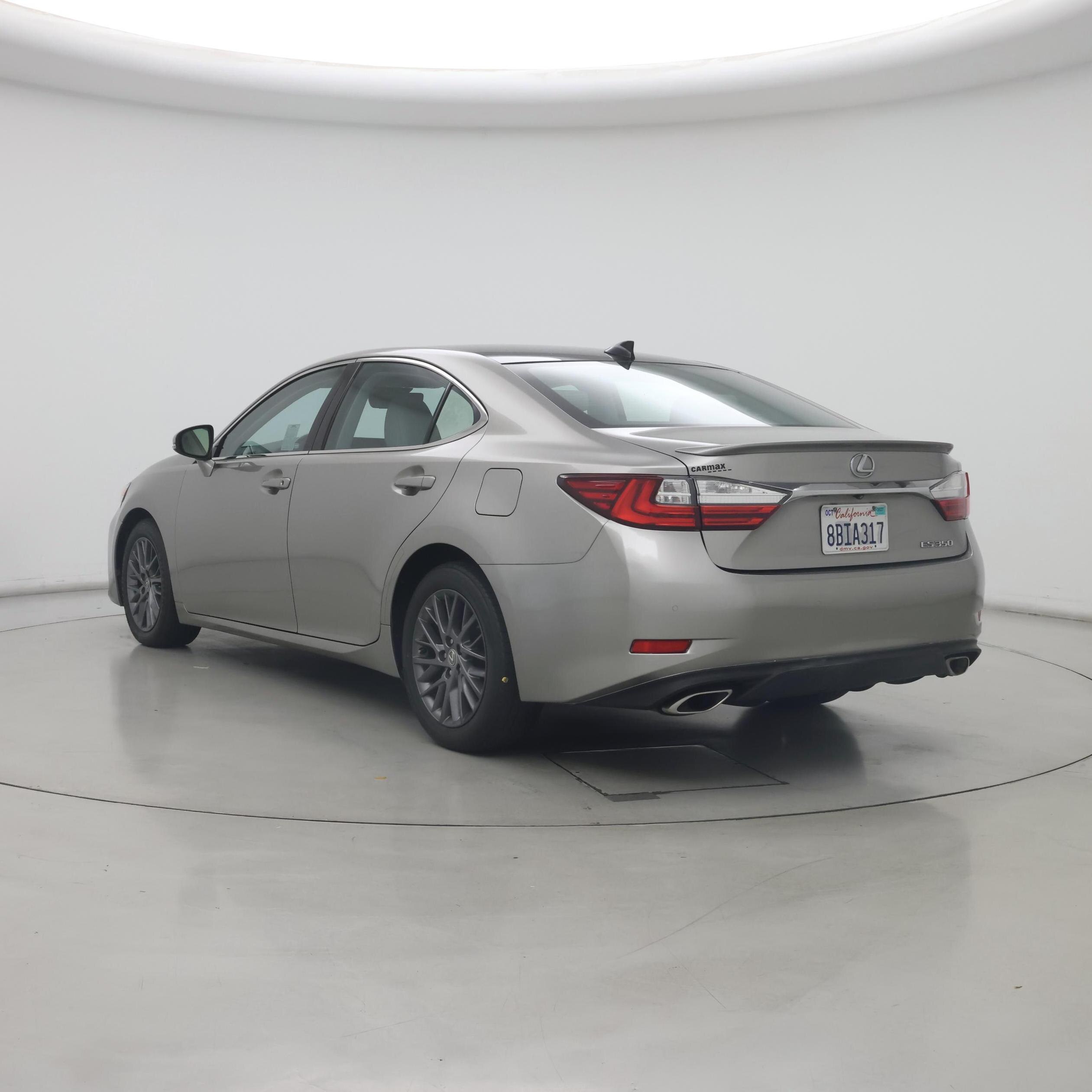 Thumbnail: 2018 Lexus ES - 2
