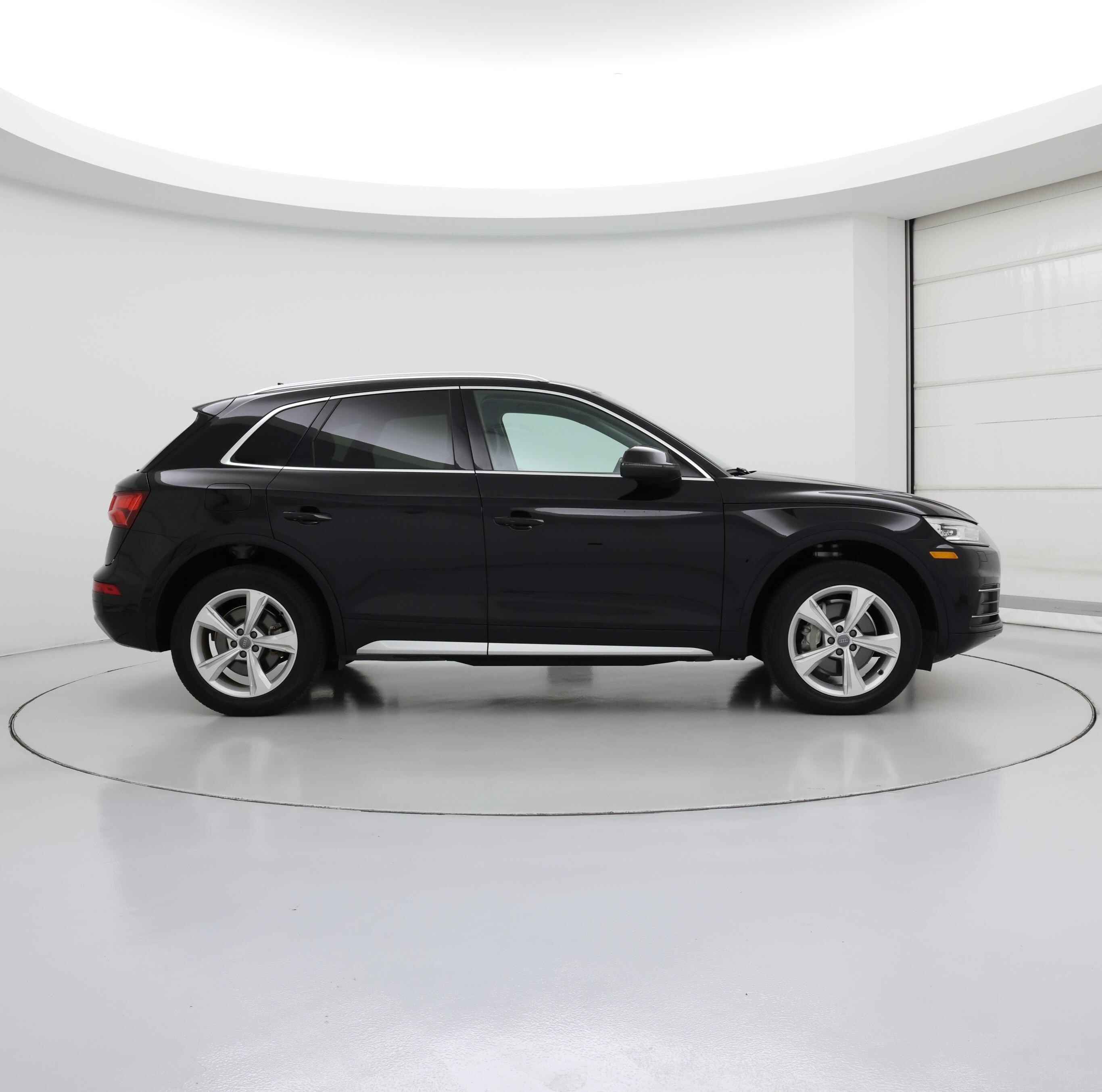 Thumbnail: 2020 Audi Q5 - 7