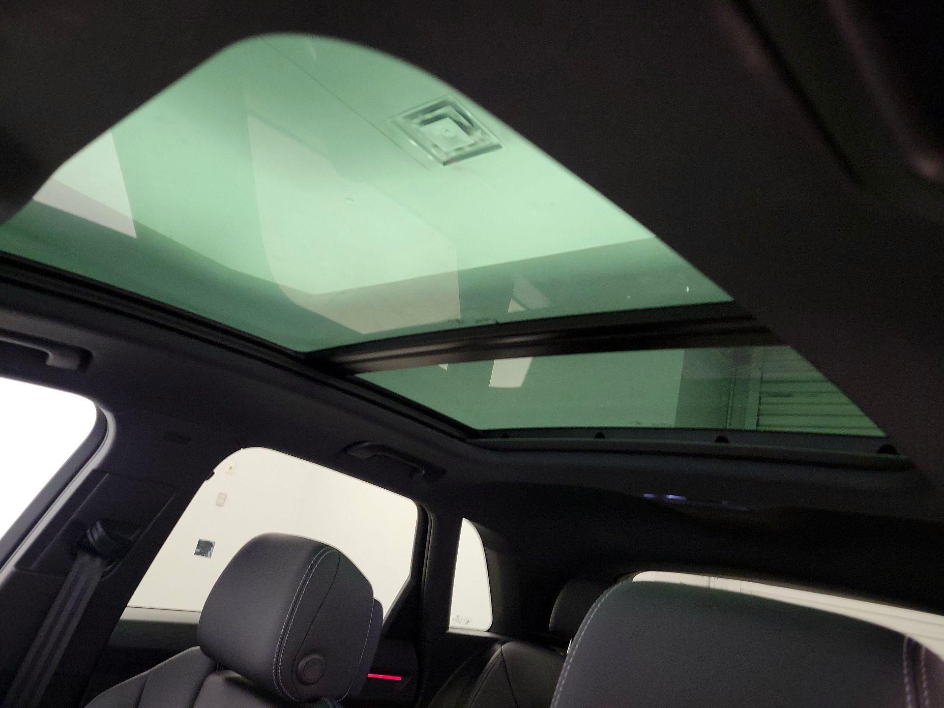 Thumbnail: 2024 Audi Q3 - 20