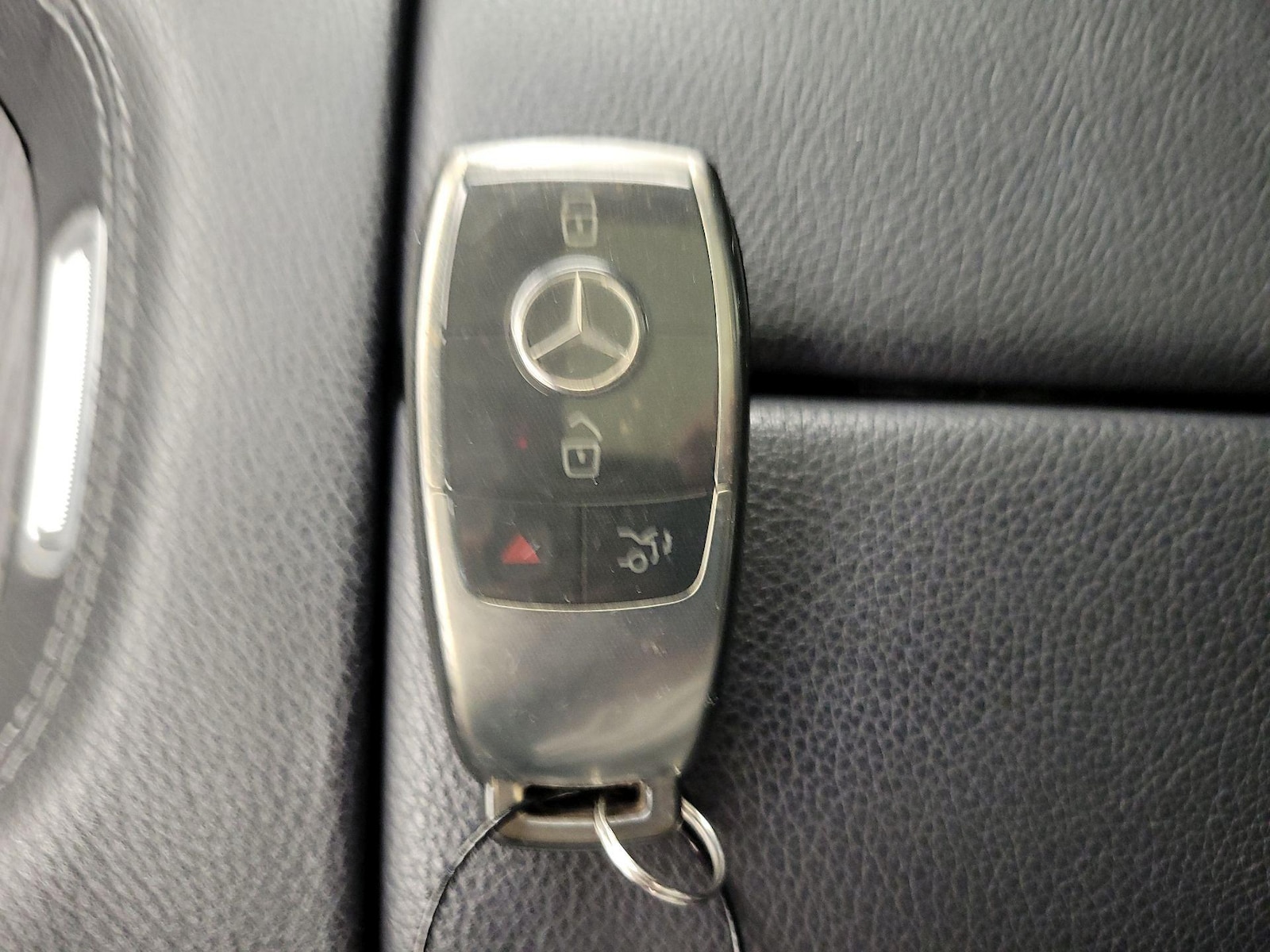 2022 Mercedes-Benz GLS GLS450 - Photo 25