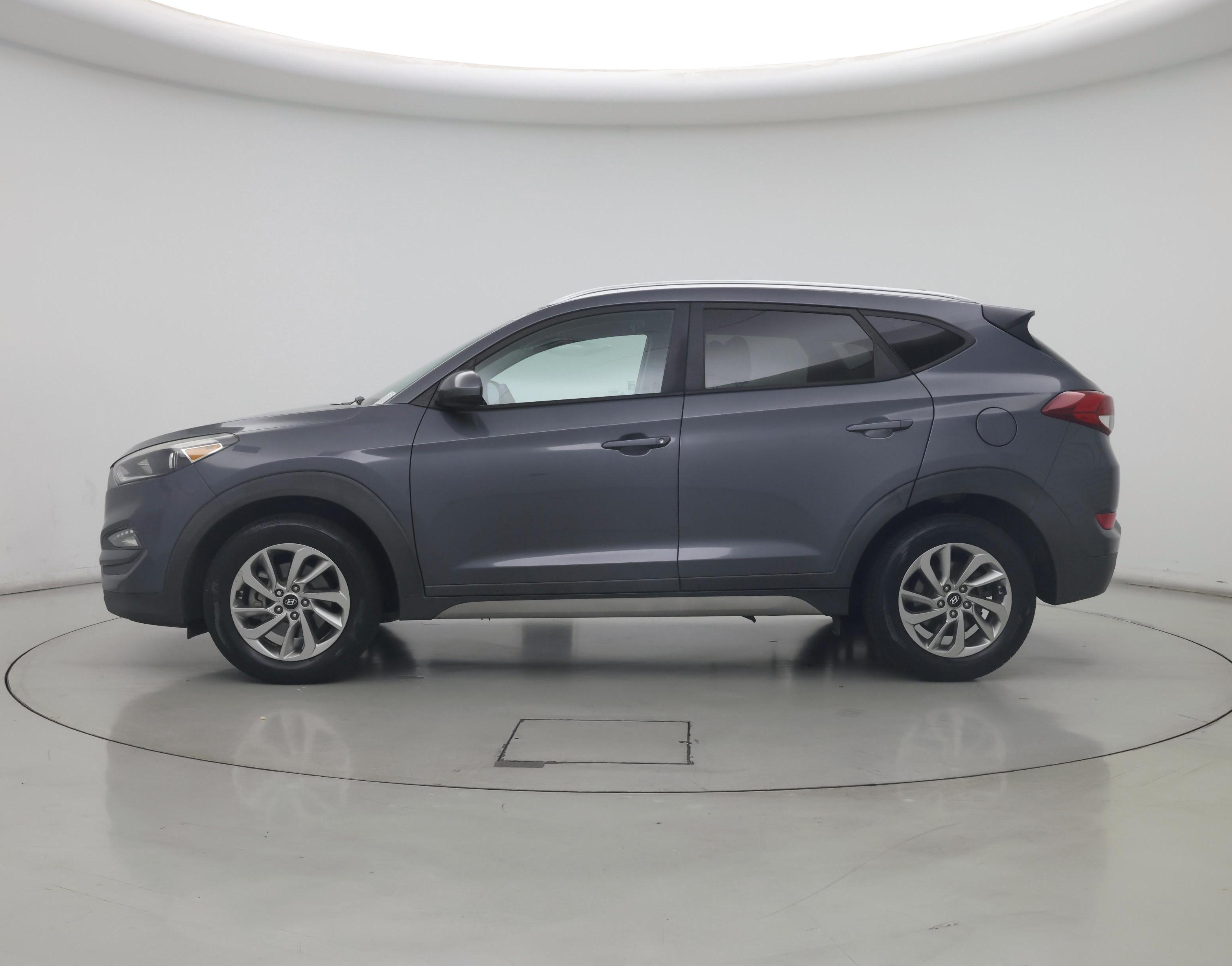 Thumbnail: 2018 Hyundai Tucson - 3