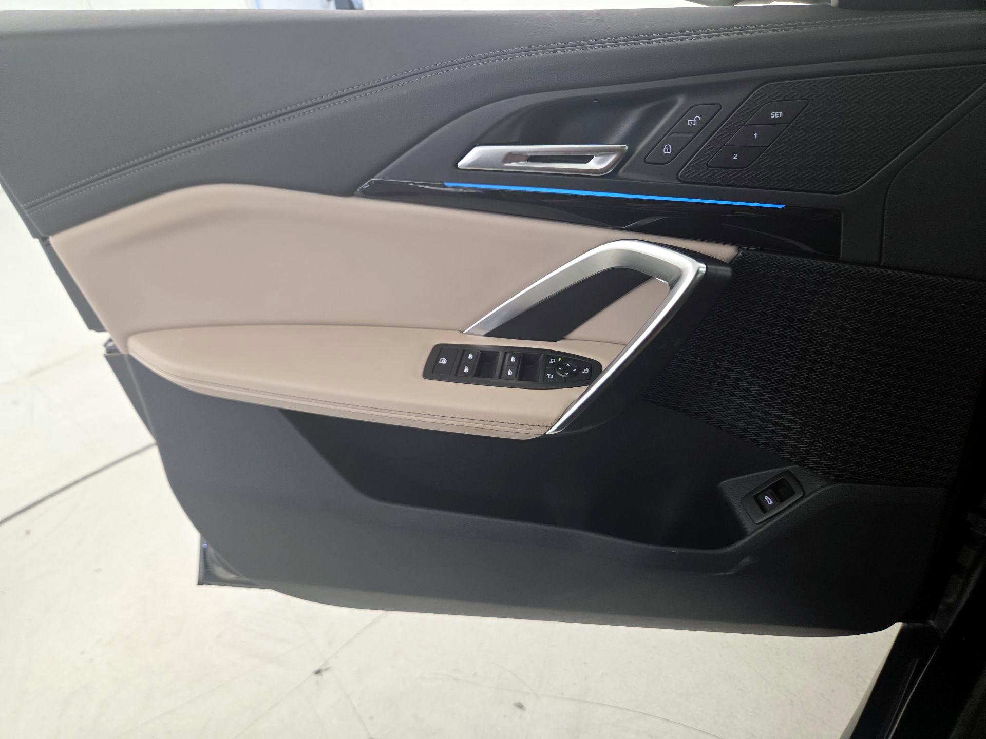 Thumbnail: 2023 BMW X1 - 12