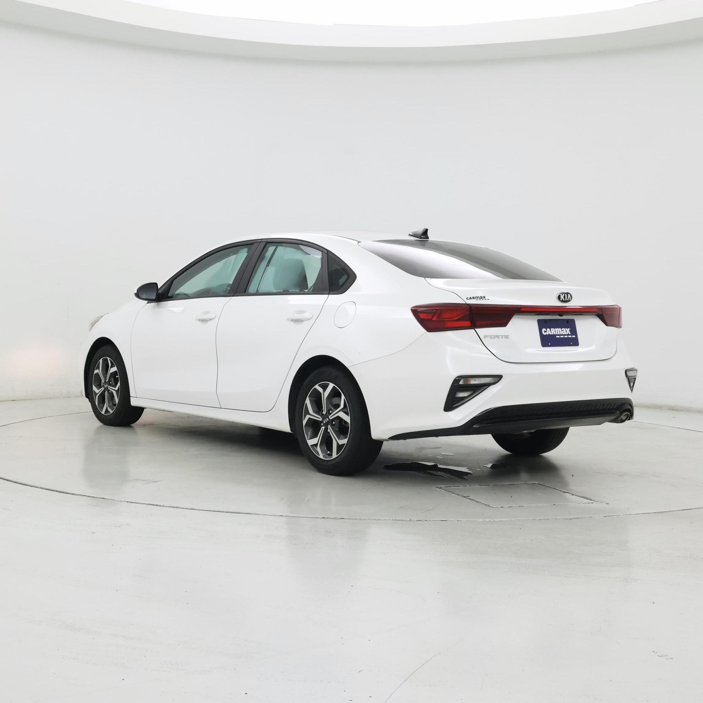 Thumbnail: 2021 Kia Forte - 2