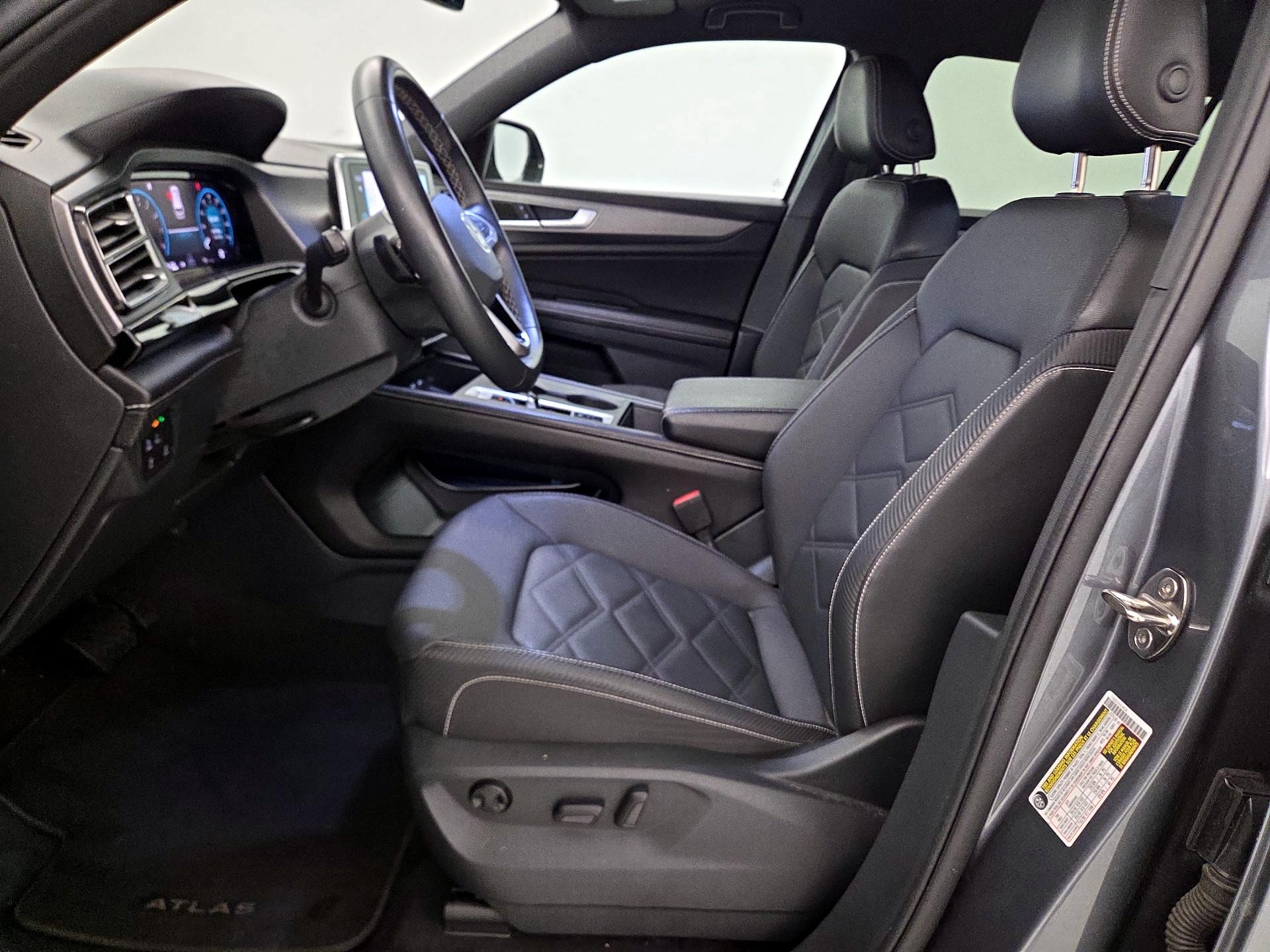 Thumbnail: 2024 Volkswagen Atlas - 11