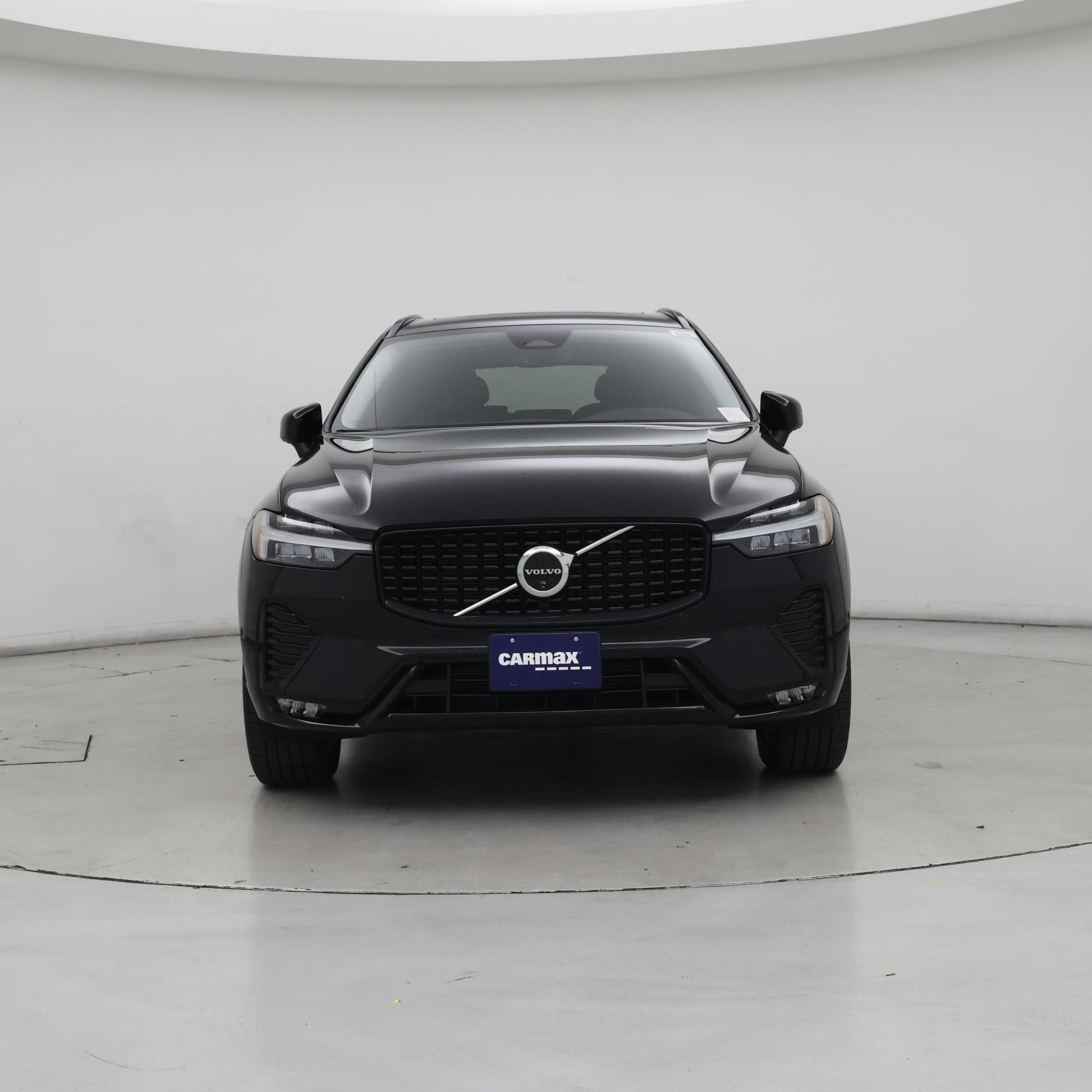 Thumbnail: 2025 Volvo XC60 - 5