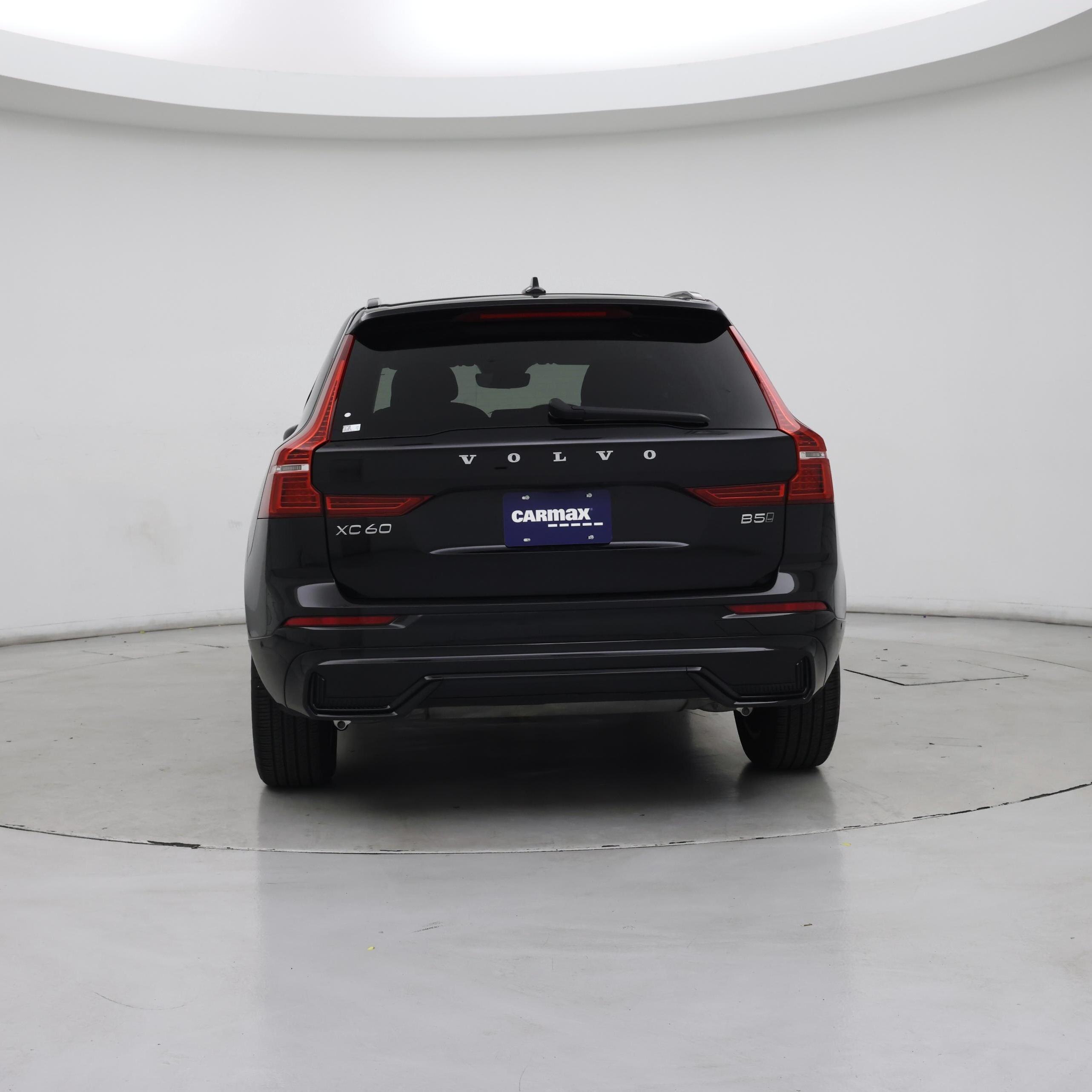 Thumbnail: 2025 Volvo XC60 - 6