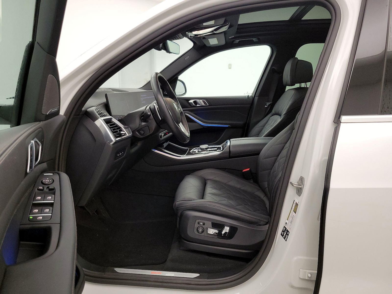 2025 BMW X5 40i - Photo 12