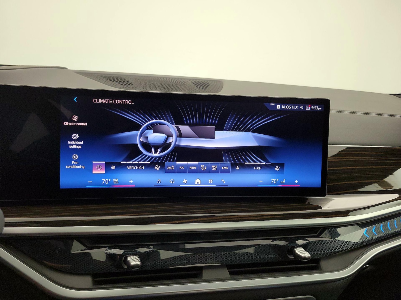 2025 BMW X5 40i - Photo 18