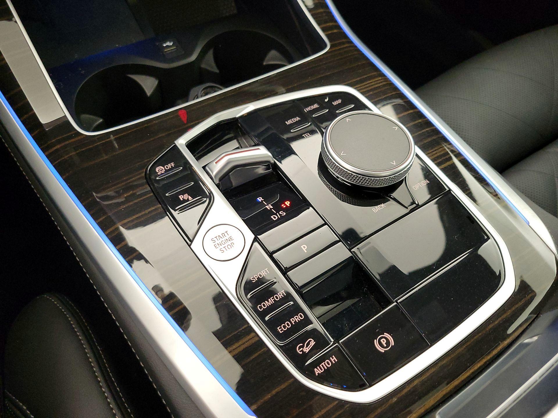 Thumbnail: 2025 BMW X5 - 18