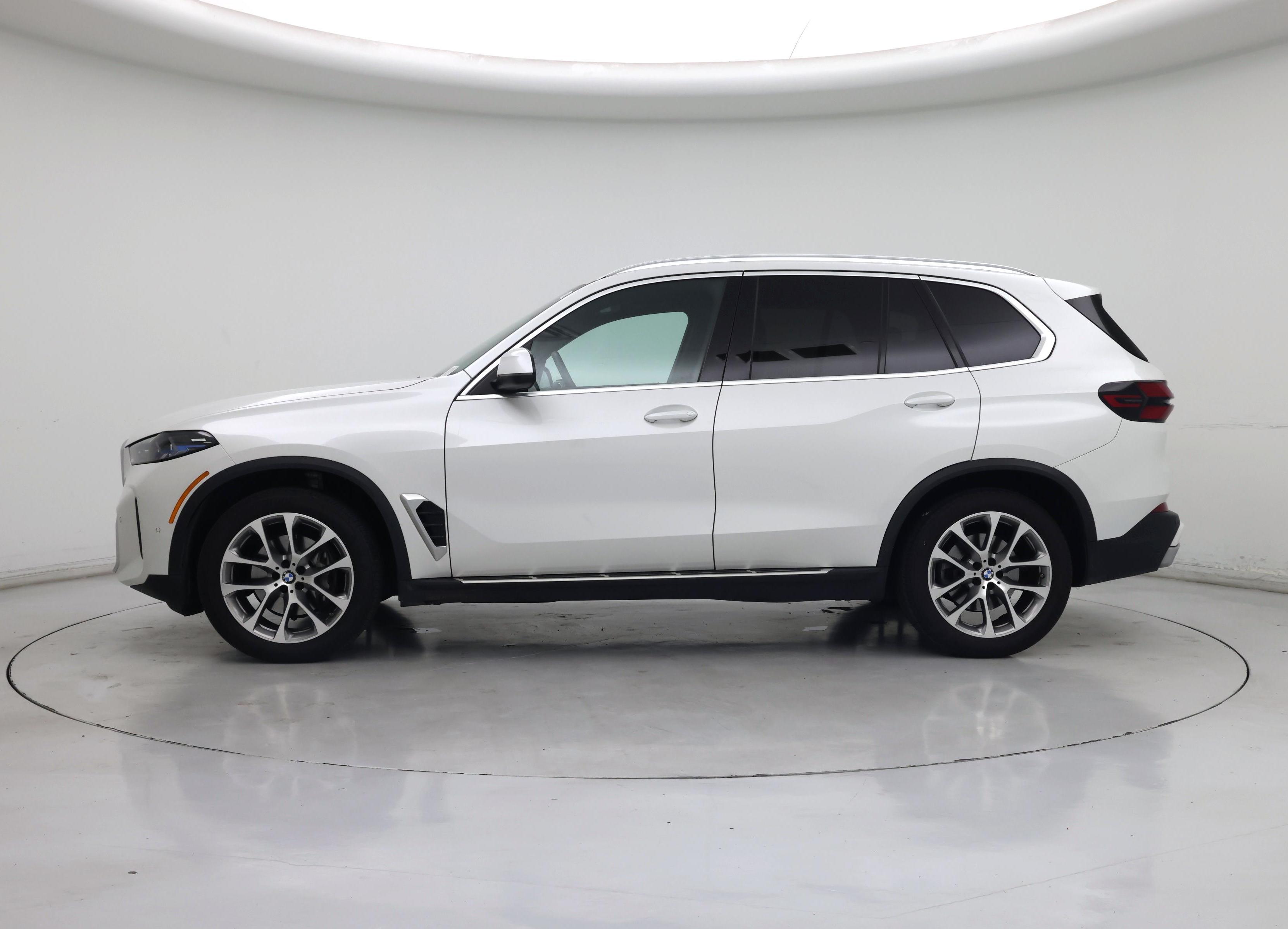 Thumbnail: 2025 BMW X5 - 3