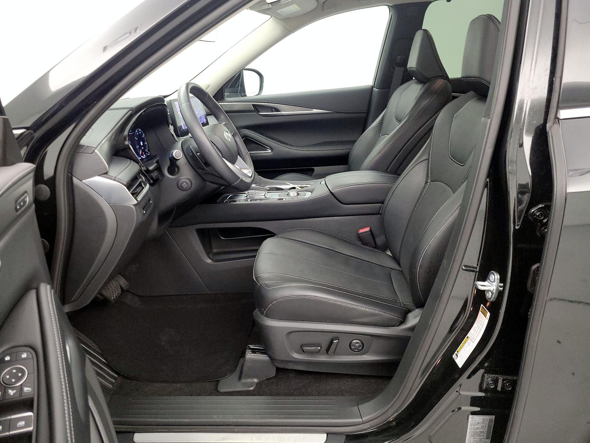 Thumbnail: 2026 INFINITI QX60 - 11
