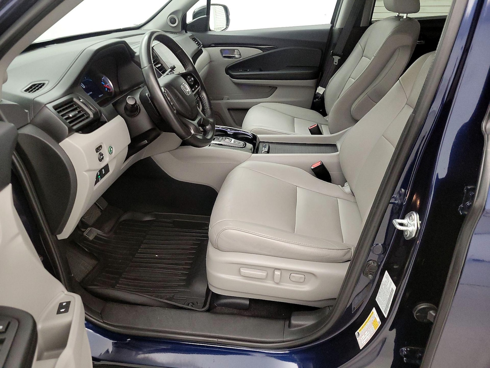 2022 Honda Pilot Touring - Photo 12