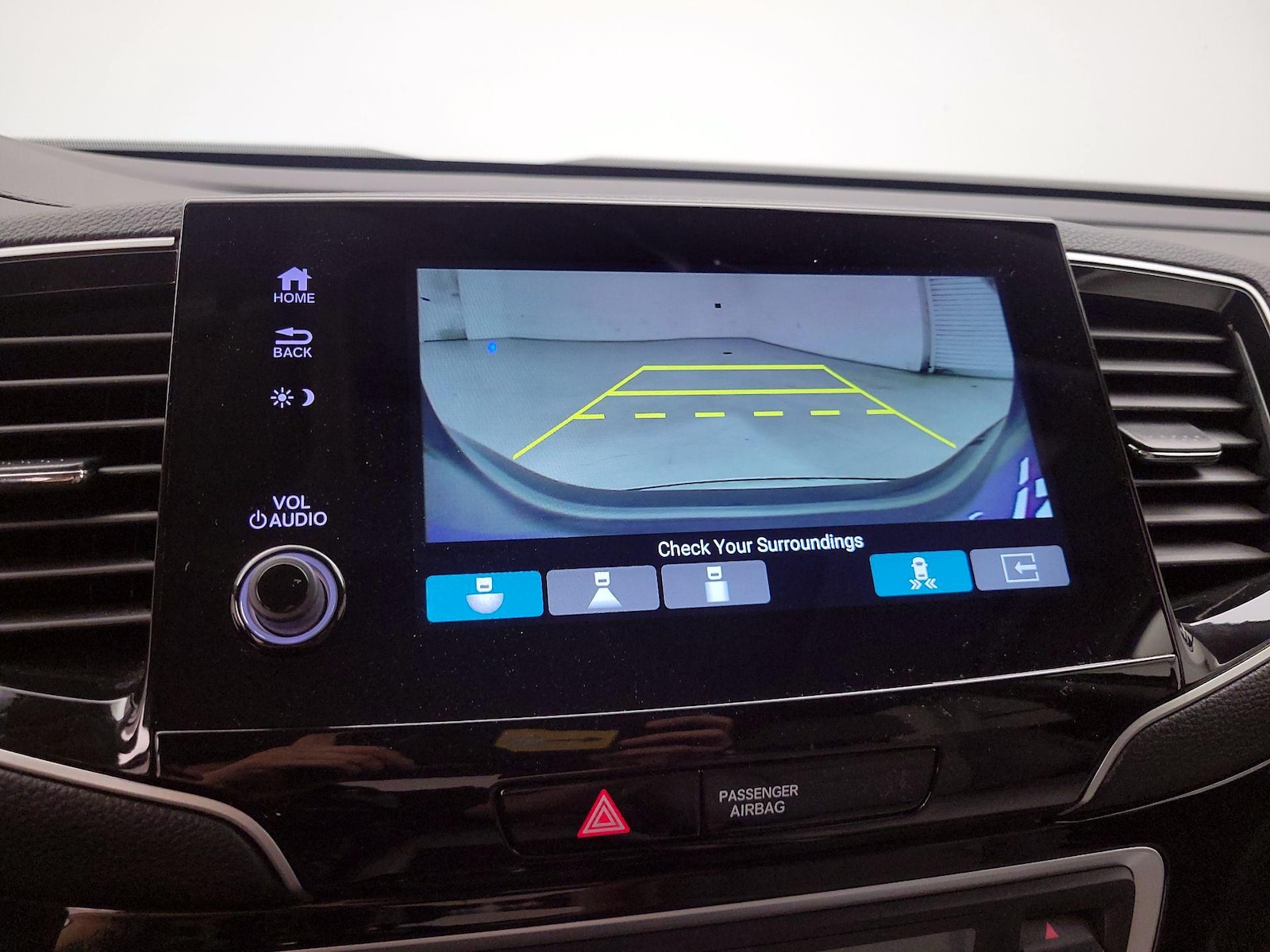 2022 Honda Pilot Touring - Photo 16