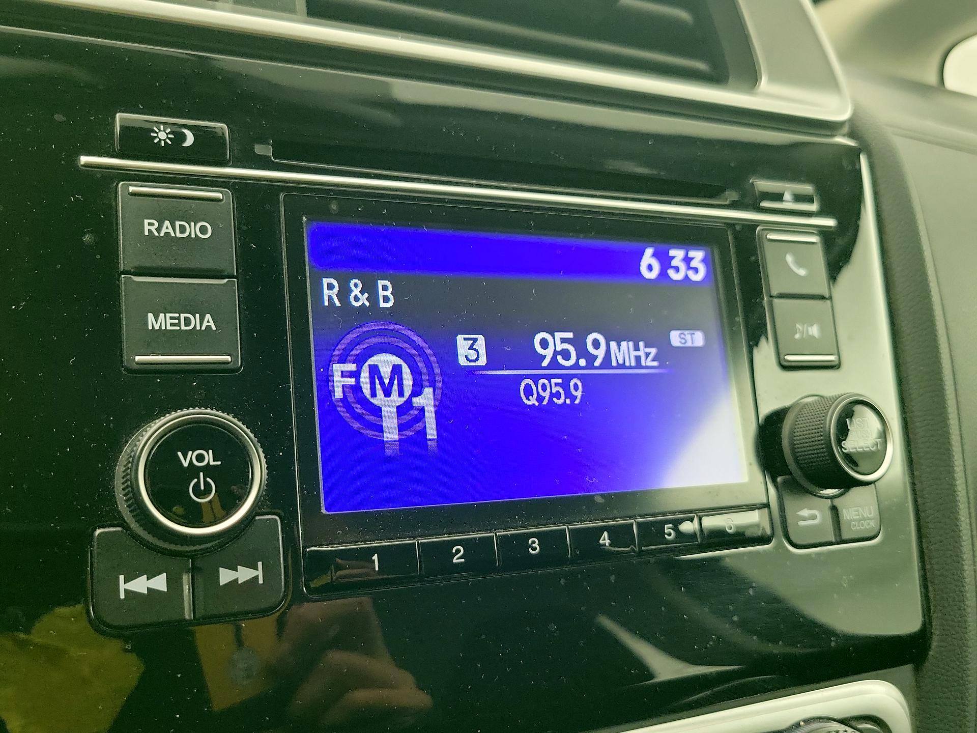 Thumbnail: 2019 Honda Fit - 15
