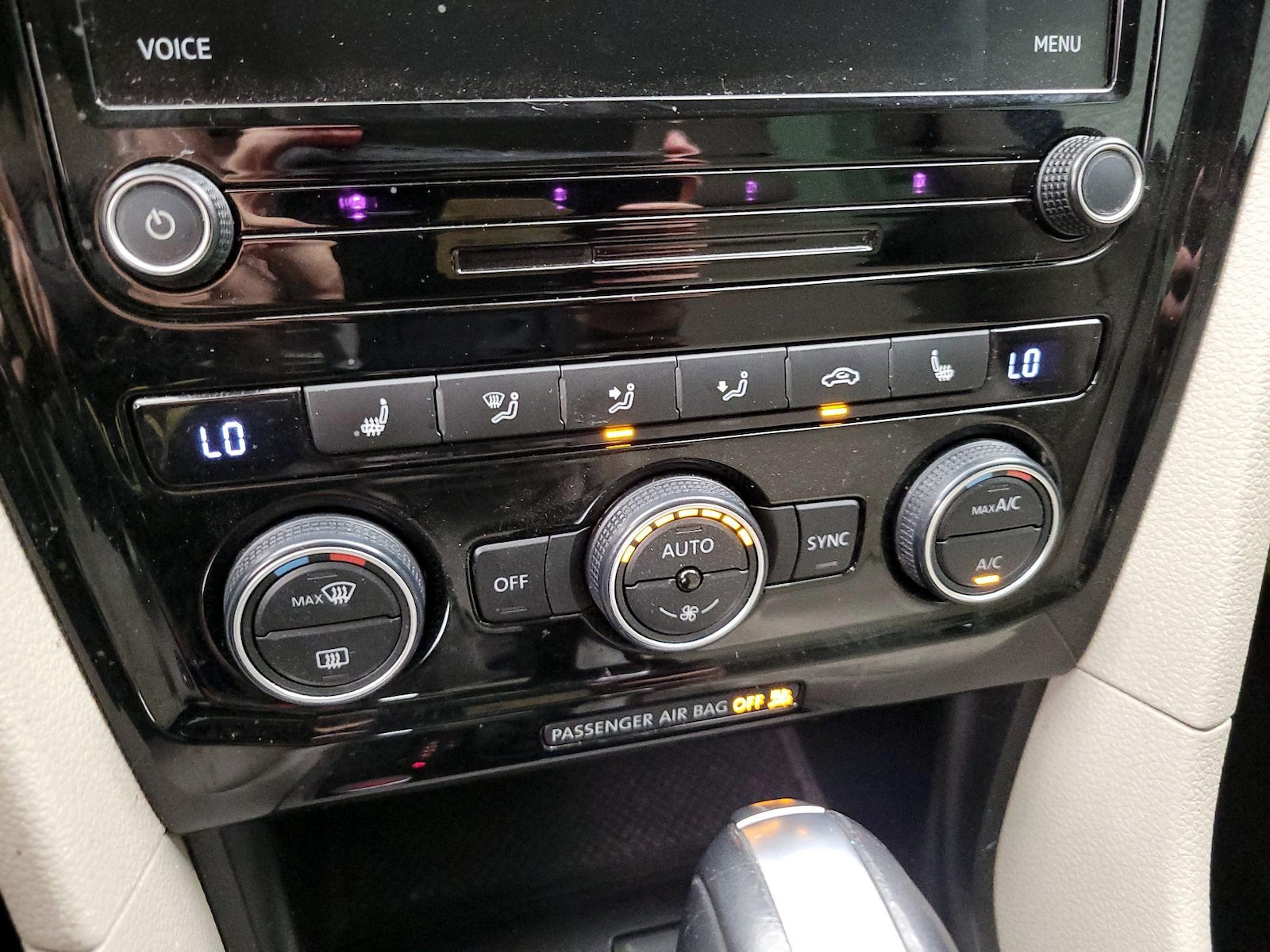 2020 Volkswagen Passat SE - Photo 17