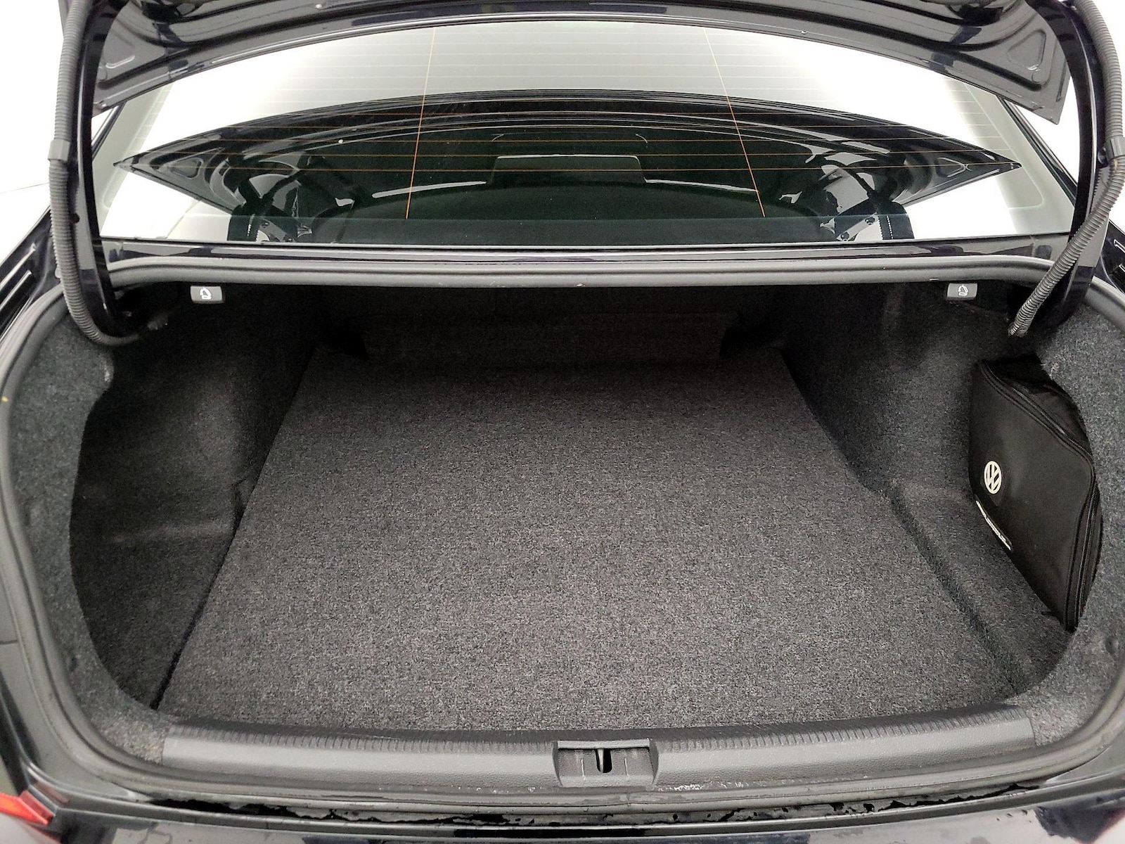 2020 Volkswagen Passat SE - Photo 22