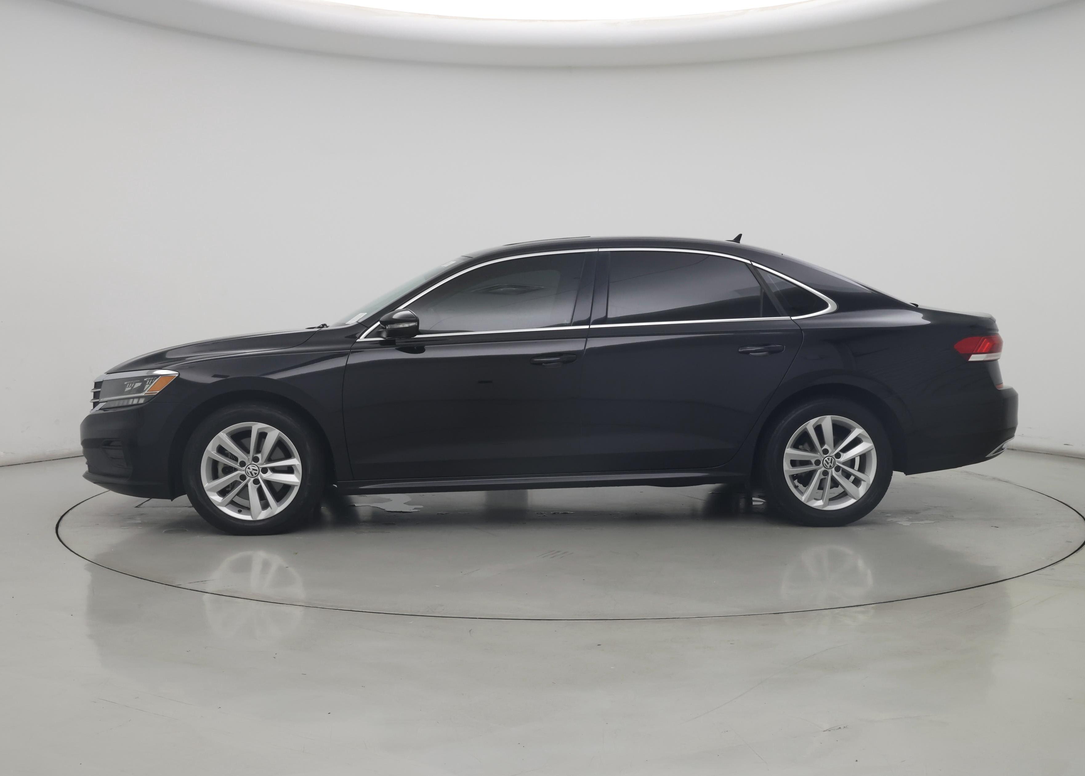 Thumbnail: 2020 Volkswagen Passat - 3