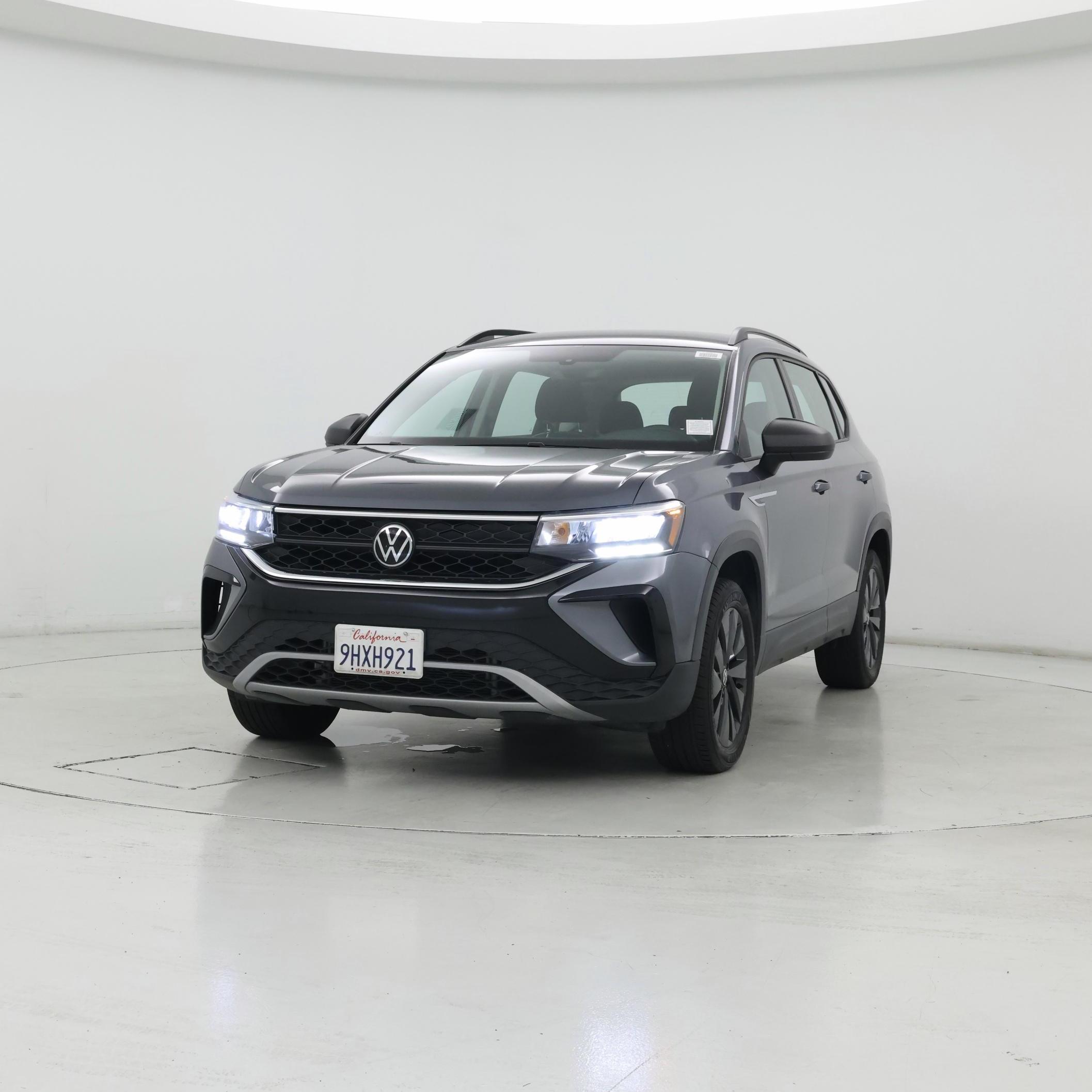 Thumbnail: 2023 Volkswagen Taos - 4